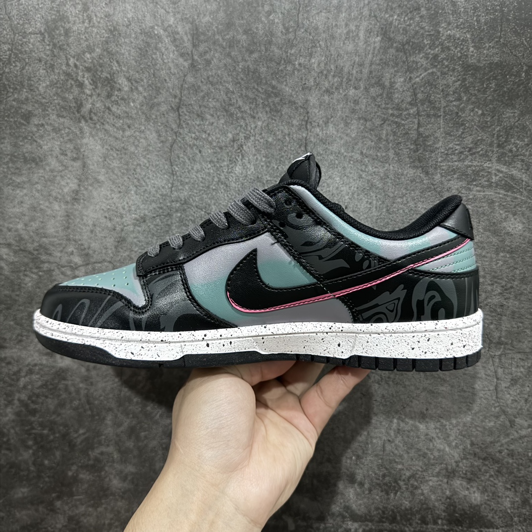 300 【FS礼盒版】Nike Dunk Low 熊猫恶作剧-穿越行星