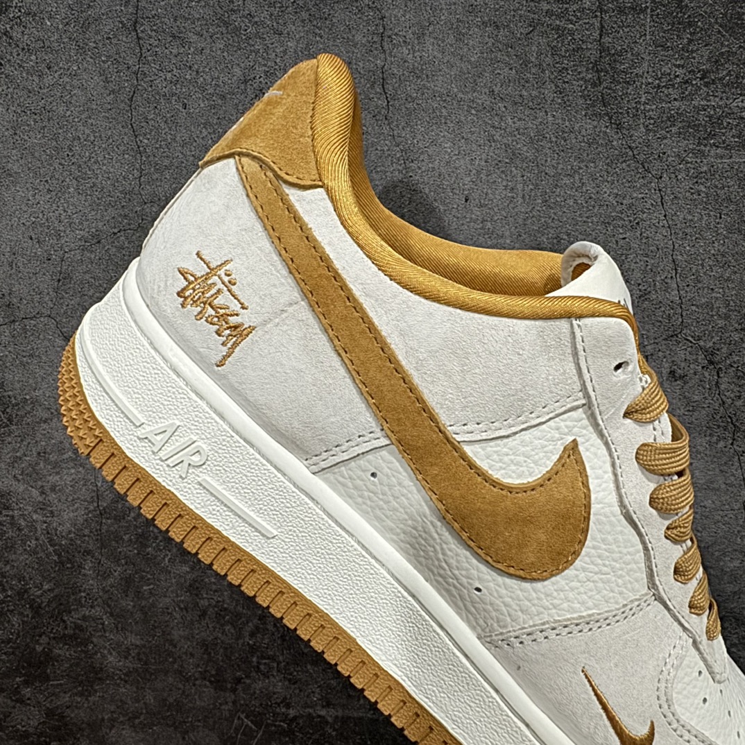 260 海外限量发售！NIke Air Force 1 '07 Low “斯图西联名--麦黄猪八”空军一号  HD1968-020