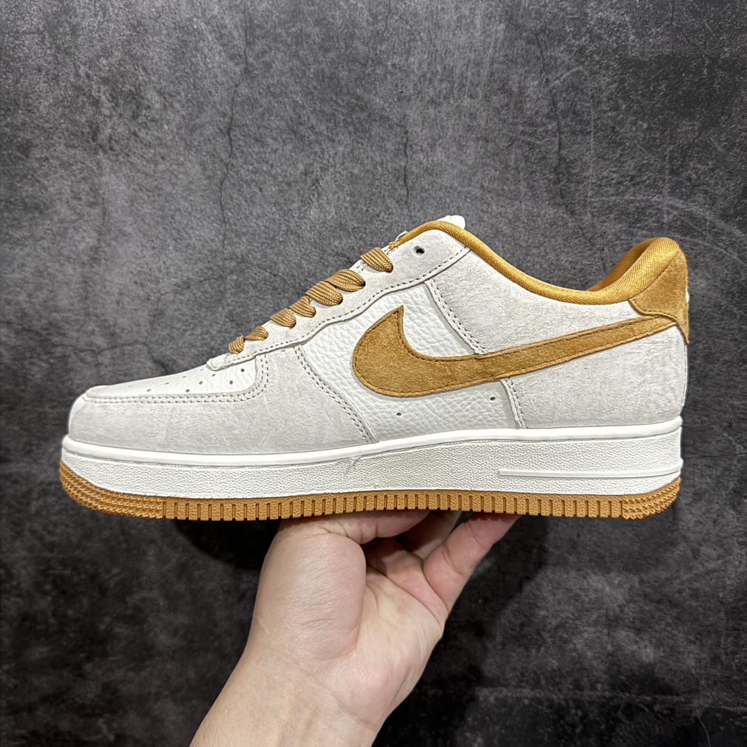 260 海外限量发售！NIke Air Force 1 '07 Low “斯图西联名--麦黄猪八”空军一号  HD1968-020