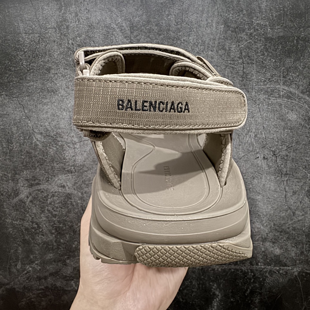 BalenciagaTourist巴黎世家织物露趾魔术贴沙滩凉鞋原纸板楦头开发最原汁原味的灵魂版型全鞋荧