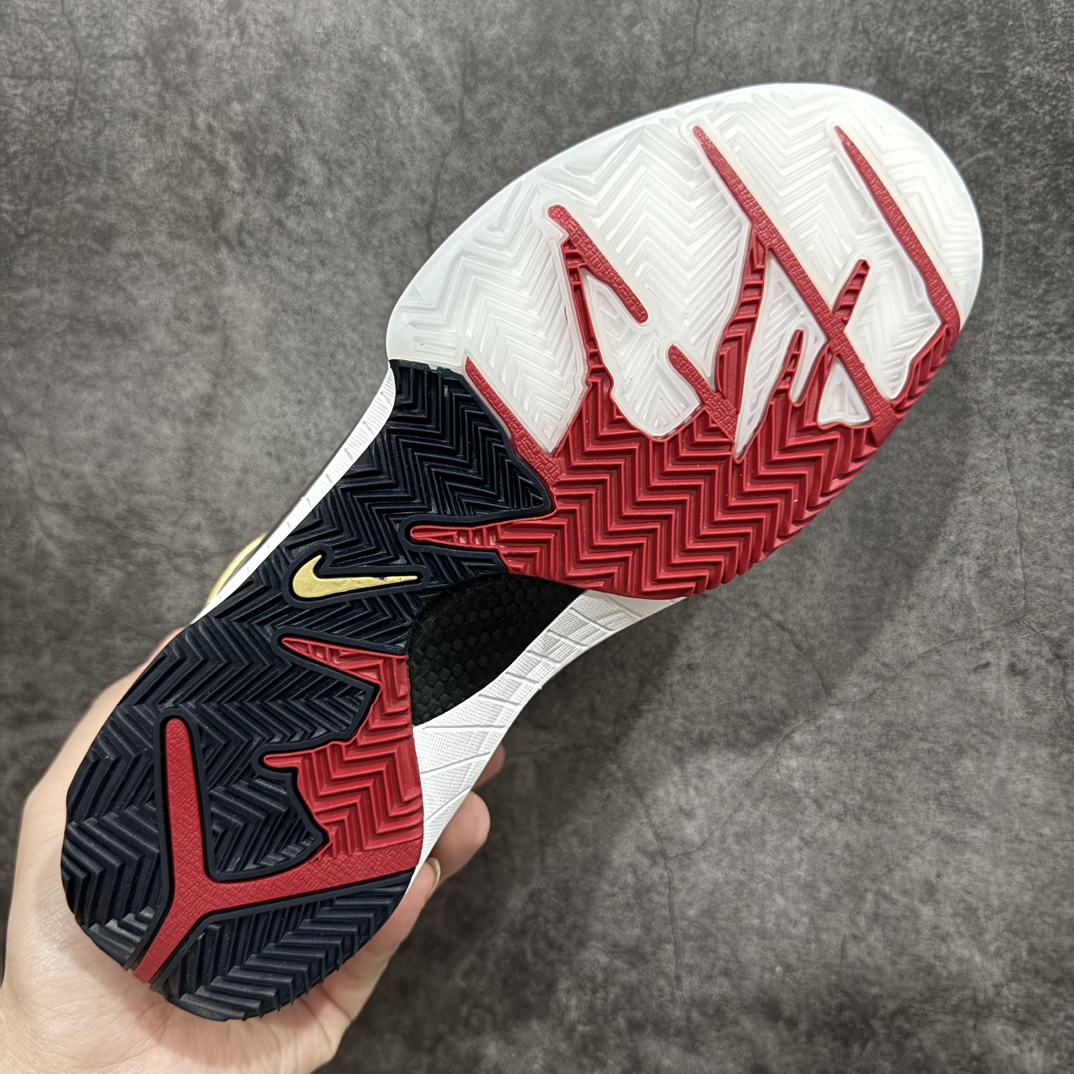 图片[9]-【S2纯原】NK ZOOM KOBE 4 Protro \”Gold Medal\” 白黑金nS2纯原生产线科比四代 白黑金 #Zoom Turbo气垫➕后掌EVA缓震 实战配置直接拉满n#原楦纸板开发 鞋身流线型、后跟塑形，区分土肥圆n#原档数据3D打印 鞋面细节匹配原版n#全身鞋材卡料色独家定制 唯一正确喷漆SWOOSH#NK专利Flyknit飞线科技，给予鞋身足够抗扭矩力n#真实底模最大48.5  实战利器 专供海外市场 Size：40 40.5 41 42 42.5 43 44 44.5 45 46 47.5 48.5n（脚宽、脚胖 建议买大半码） 编码：OG450480-鞋库