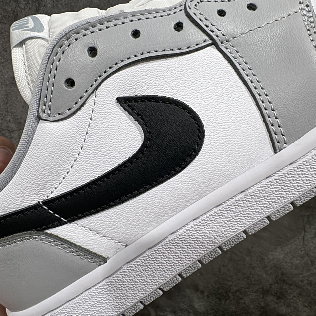 【DG纯原版本】Air Jordan 1 Low \” Barons \” AJ1乔1低帮男子文化篮球鞋 CZ0790-110n国内一线头部知名大厂出品高端外贸零售专供品质原鞋原楦头纸板开发 原厂防尘纸 极致一眼正品既视感  尺码：40 40.5 41 42 42.5 43 44 44.5 45 46 47.5编号：X10250260-鞋库