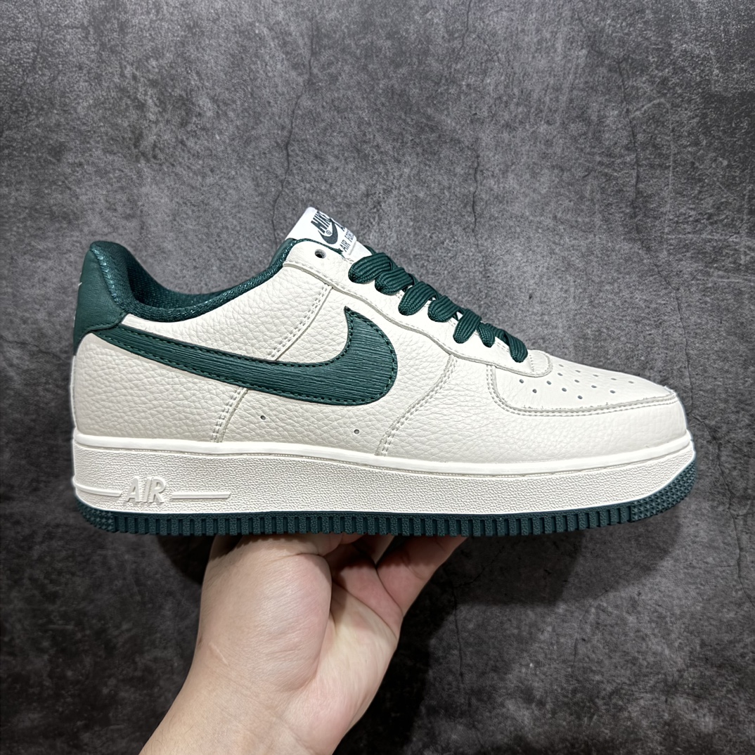 220 小红书爆款  Nike Air Force 1 Low ’07 “米深绿”配色低帮空军一号休闲板鞋  PO3699-807