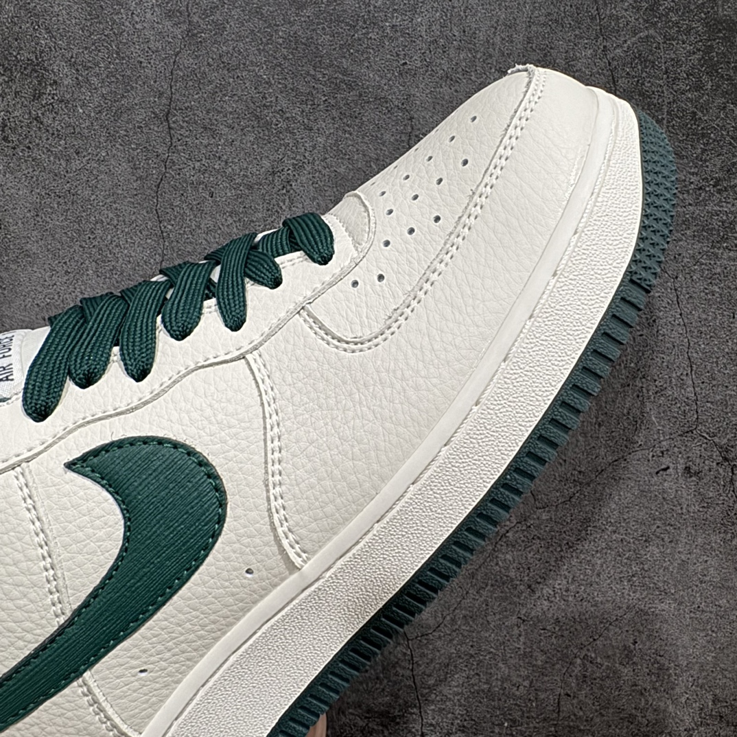 220 小红书爆款  Nike Air Force 1 Low '07 “米深绿”配色低帮空军一号休闲板鞋  PO3699-807