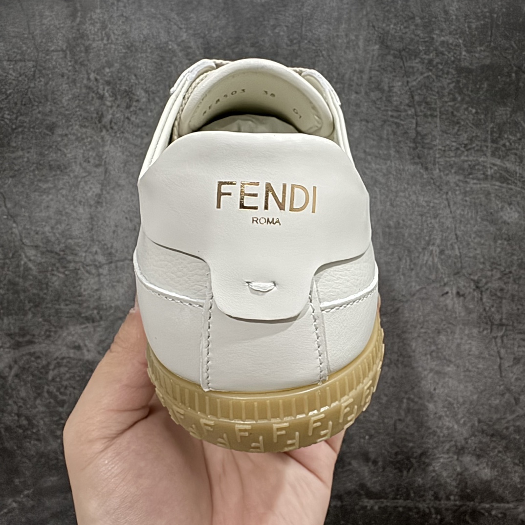 图片[4]-【广东纯原版本】Fendi FIight 芬迪情侣款休闲鞋 独家定制 #全身20几个细节点全部做到一致还原 吊打市面所有版本 独家原装套装配件官方同源 渠道原装订单 全套专柜包装物及配件#鞋底嵌入核心防伪芯片感应装置 FENDI芬迪FIight最新爆款情侣款运动鞋板鞋原版购入 高工艺无缝细空胶技术，贴楦误差0.05mm,鞋底采用固特异内外锁死工艺，最大限度弯折永不开胶，ms原鞋一致效果环保无味 鞋面采用麂皮和小牛皮革拼接组合logo5D打印 内里采用新西兰小牛皮上脚超级柔软 轻便 舒适搭配卫衣 Size：35 36 37 38 39 40 41 42 43 44 编码：KH390420-鞋库