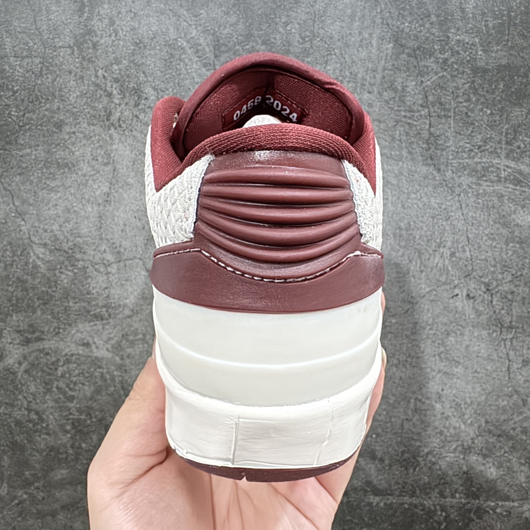 图片[4]-【Kw版】Air Jordan 2 Retro SP LW CNY 乔丹2代aj2代复古篮球鞋舒适运动鞋 醒目配色搭配经典细节，塑就 AJ2 复古造型。设计灵感源自 80 年代乔丹经典战靴。舒适加垫鞋口，赋予脚踝出众柔软感受。柔韧泡沫中底，塑就出色支撑效果，坚固橡胶外底，为关键部位提供出色抓地力 货号：FJ3468-100 尺码：36 36.5 37.5 38 38.5 39 40 40.5 41 42 42.5 43 44 44.5 45 46 编码：MK290310-莆田鞋批发中心