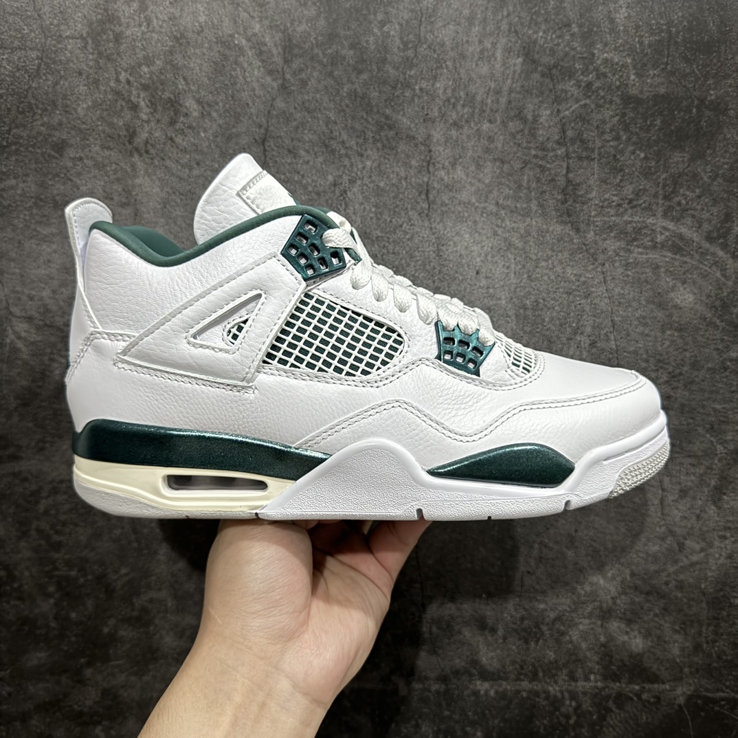 【Y3纯原】Air Jordan AJ4 Retro 氧化白绿 FQ8138-103市售天花板产物 耗时半年巨作 全套原纸板楦头开发 原厂特供皮料加持 确保原汁原味 完美呈现四代版型 一比一鞋头弧度高度鞋身弧度 数据细节工艺流程均保持原鞋一致 原厂TPU网格鞋带扣 正确内里网布 菱角分明不变形无多余毛边 柔软性质感一致于原鞋 市场唯一原厂鞋扣模具 背面可见隐藏注塑口 原厂织唛标 原厂飞人电绣工艺 尾指中部跳三针 独家绑鞋带手法 印刷中底布 四线拉帮 米色美纹纸贴合固定 进口港宝加持 后跟自然饱满 全鞋荧光划线卡点 追求极致完美 每一双都是工艺品 多重QC质检 超越公司货的品控标准 实实在在的免检产品  尺码：36 36.5 37.5 38 38.5 39 40 40.5 41 42 42.5 43 44 44.5 45 46 47.5 48.5 编码：T1490520-鞋库