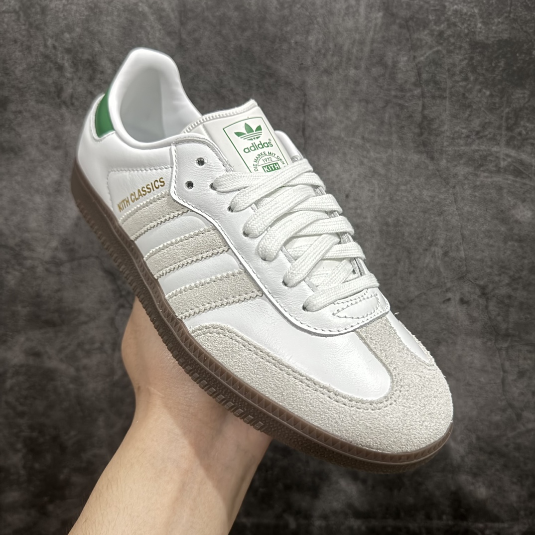 图片[3]-【纳帕软皮版】Kith x AD Original Samba OG 复古经典轻便板鞋 白绿尾 FX5398nn全新工厂出品 材质细节用料感人n全鞋使用纳帕软皮 成本比市场通货高很多任何细节 版型都值得反复推敲对比n你会发现这个版本是真的好版本💪🏻n正确烫金高频细节 原装纳米超迁皮料 独家私模橡胶大底 原盒原配 SIZE：36 36.5 37.5 38 38.5 39 40 40.5 41 42 42.5 43 44 44.5 45 46 编码：JP240260-鞋库