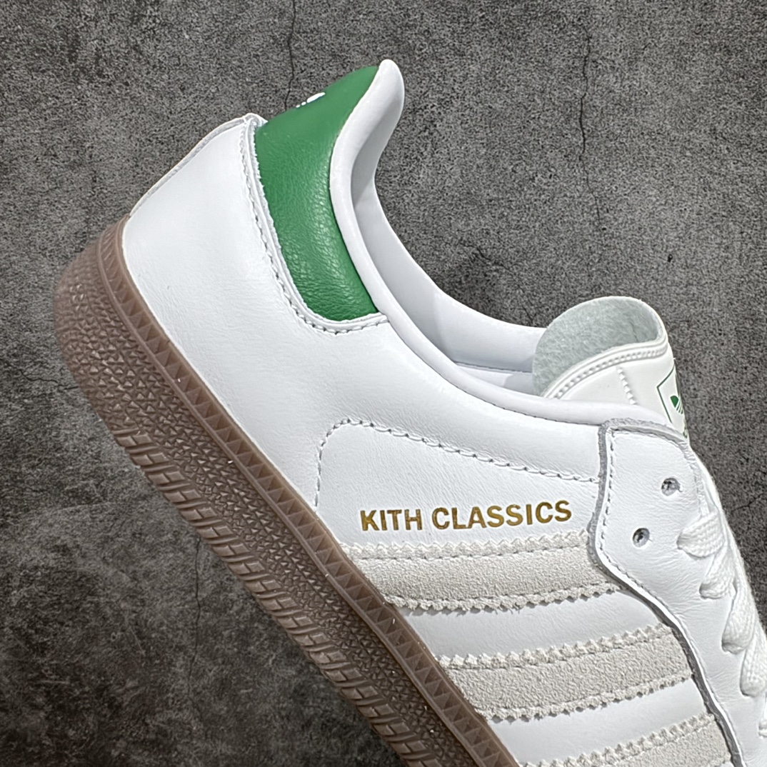 图片[7]-【纳帕软皮版】Kith x AD Original Samba OG 复古经典轻便板鞋 白绿尾 FX5398nn全新工厂出品 材质细节用料感人n全鞋使用纳帕软皮 成本比市场通货高很多任何细节 版型都值得反复推敲对比n你会发现这个版本是真的好版本💪🏻n正确烫金高频细节 原装纳米超迁皮料 独家私模橡胶大底 原盒原配 SIZE：36 36.5 37.5 38 38.5 39 40 40.5 41 42 42.5 43 44 44.5 45 46 编码：JP240260-鞋库