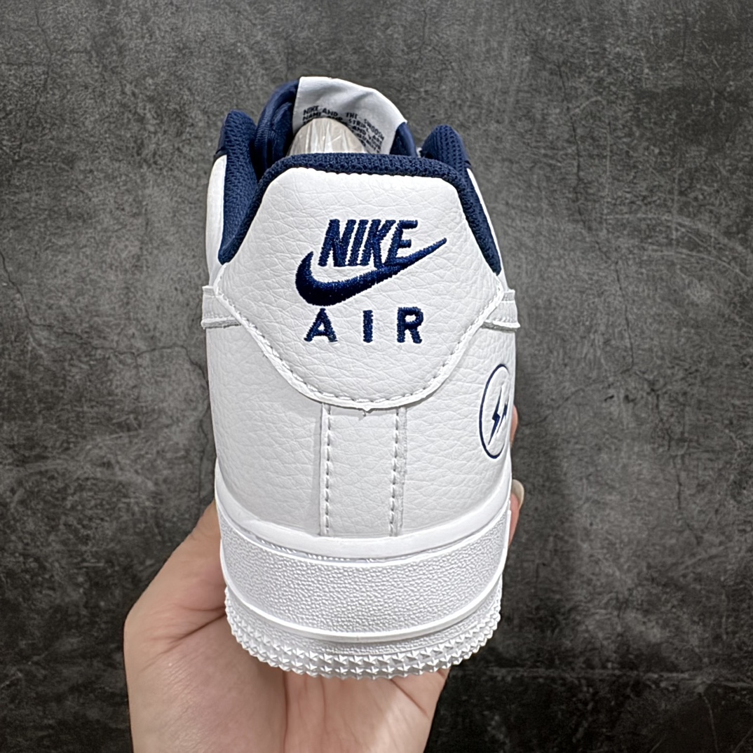 图片[4]-【公司级】官方限量发售 公司级Fragment design x Nike Air Force 1 Low 闪电 藤原浩联名 白深蓝 经典空军一号低帮休闲板鞋  3M反光 定制鞋盒 原楦头原纸板 纯正空军版型 内置全掌气垫货号：TT0801-606SIZE：36 36.5 37.5 38 38.5 39 40 40.5 41 42 42.5 43 44 44.5 45 编码：HXS270280-鞋库