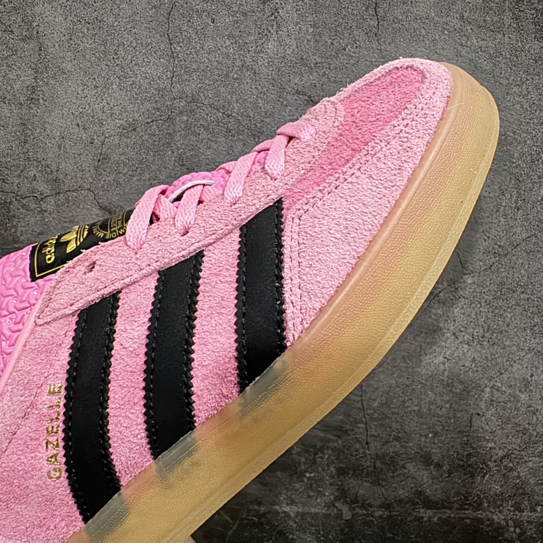 图片[6]-【T版纯原跑量】AD Original Gazelle Indoor Trainers 瞪羚室内鞋系列低帮复古百搭休闲运动德训风板鞋 IE7002nn同价位中品质最佳 最优选择版本n原厂翻毛皮料 翻毛效果 卡色与原版无差别n正确半透大底  大底厚度质感比市面好很多n完美版型 实拍可感受 随意对比可匹敌任何价位品质 全套原纸板楦头开发 每道工序同步公司流程 确保原汁原味n中底原厂特供纳米纤维板 区别市面劣质纸板中底原厂海玻璃鞋垫 中置乳胶足弓支撑垫 正确3/2横条宽版背胶一比一鞋头弧度高度鞋身弧度 烫金亮度高频深浅同步原鞋n 原厂港宝加持定型后跟R度完美 原厂高频磨具加持 Logo字体 凹凸明显 轮廓分明 描漆定位精准 三道杠为尖角45°锯齿状 高频立体感很强 区别圆形锯齿 已最大程度还原公司 欢迎对比SIZE：35.5 36 36.5 37 38 38.5 39 40 40.5 41 42 42.5 43 44 44.5 45 46 47.5 编码：HJ200220-鞋库