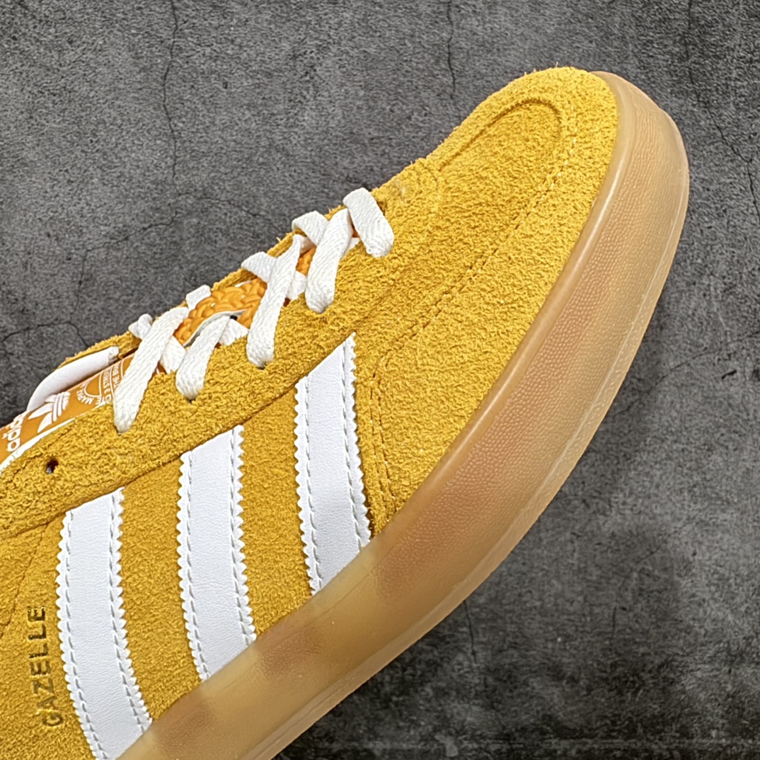 图片[6]-【T版纯原跑量】AD Original Gazelle Indoor Trainers 瞪羚室内鞋系列低帮复古百搭休闲运动德训风板鞋 HQ8716nn同价位中品质最佳 最优选择版本n原厂翻毛皮料 翻毛效果 卡色与原版无差别n正确半透大底  大底厚度质感比市面好很多n完美版型 实拍可感受 随意对比可匹敌任何价位品质 全套原纸板楦头开发 每道工序同步公司流程 确保原汁原味n中底原厂特供纳米纤维板 区别市面劣质纸板中底原厂海玻璃鞋垫 中置乳胶足弓支撑垫 正确3/2横条宽版背胶一比一鞋头弧度高度鞋身弧度 烫金亮度高频深浅同步原鞋n 原厂港宝加持定型后跟R度完美 原厂高频磨具加持 Logo字体 凹凸明显 轮廓分明 描漆定位精准 三道杠为尖角45°锯齿状 高频立体感很强 区别圆形锯齿 已最大程度还原公司 欢迎对比SIZE：35.5 36 36.5 37 38 38.5 39 40 40.5 41 42 42.5 43 44 44.5 45 46 47.5 编码：HJ200220-莆田鞋批发中心