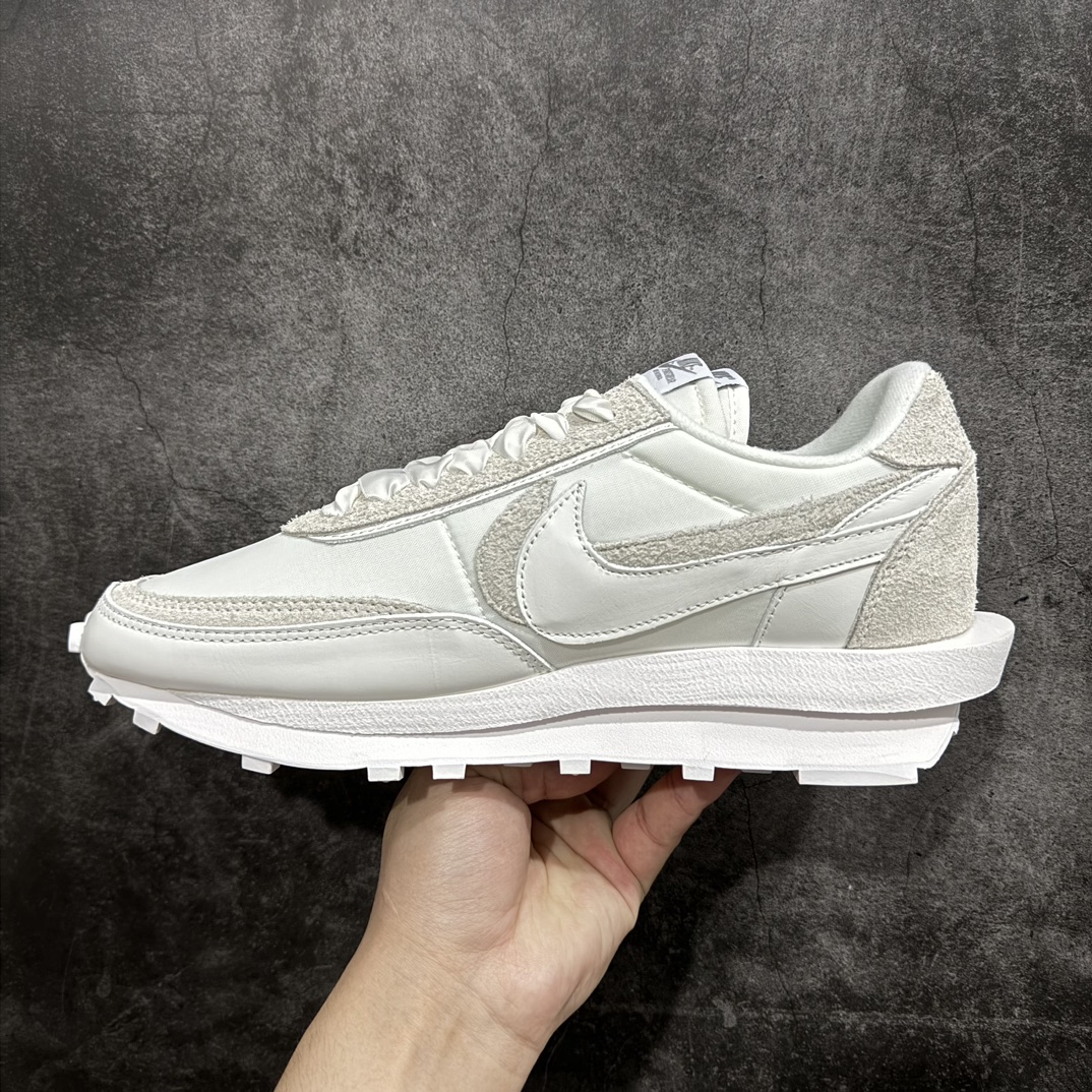 图片[2]-【纯原版】Sacai x Nike LDV Waffle华夫2.0纯白布面 BV0073-101nn市售天花板品质一线头部大厂出品 平台高端零售卖家专供品质原鞋原厂数据原楦头纸板开发 正确原厂织唛标 转印工艺 原厂鞋面材料 正确织面 全网最大程度还原ZP工艺版本 尺码：36 36.5 37.5 38 38.5 39 40 40.5 41 42 42.5 43 44 44.5 45 46  编码：T1300350-莆田鞋批发中心