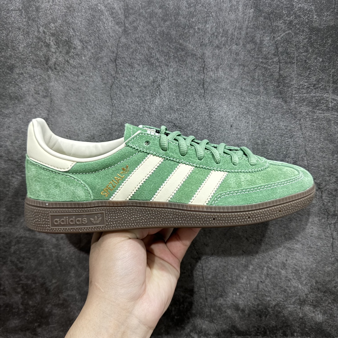 【纯原版】Adidas Handball Spezial  阿迪达斯经典款牛皮复古休闲板鞋 绿白生胶 IG6192n原厂原档案开发出品 皮料切割干净无任何毛边鞋型细节完美 超高清洁度 市场最高版本  尺码：35.5 36 36.5 37 38 38.5 39 40 40.5 41 42 42.5 43 44 44.5 45 编码：NM250270-鞋库