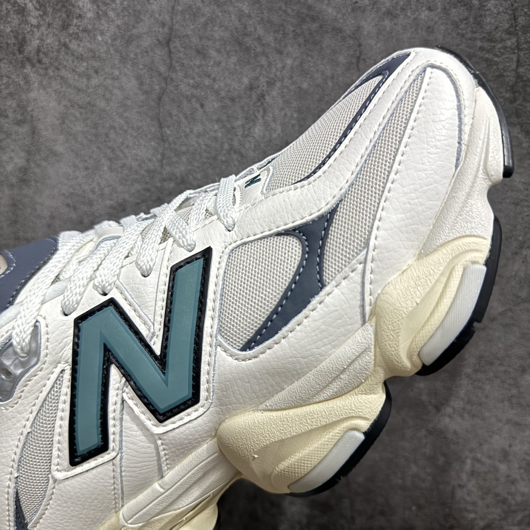 图片[6]-【纯原版】 New Balance NB9060 联名款 复古休闲运动慢跑鞋 U9060ESDn 全套原楦原纸板原厂数据开发 进口三明治网面 原装进口翻毛皮料正确绒感卡色 正确中底拉帮中底网布细节 原厂标裁 带紫光防伪 定制后跟透明水晶模块 冲裁组合 大底贴合程度胶水上色把控完美 整洁度挑战全网艺术家 多道序QC把关品质完善 匠心打造 耗时两个月开发完成 工艺极其复杂难度可想而知 新开独立私模大底 全网唯一正确六层组合大底 高端零售专供产物Size：36 37 37.5 38 38.5 39 40 40.5 41 42 42.5 43 44 45 46.5 编码：JP270300-鞋库