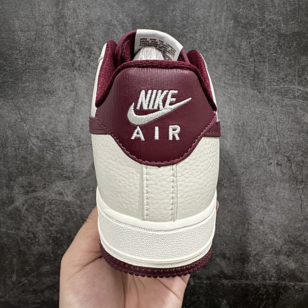 NikeAirForce1Low07带笔白酒红原楦头原纸板打造纯正低帮空军版型专注外贸渠道全掌内置蜂窝气