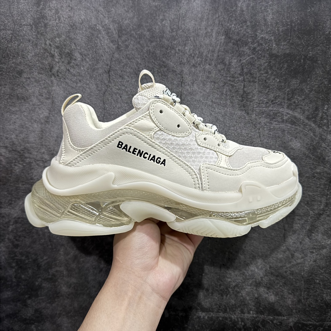 BalenciagaTripleS巴黎世家一代气垫老爹鞋市场知名大厂出品主打巴黎世家全系同配色中细节最优