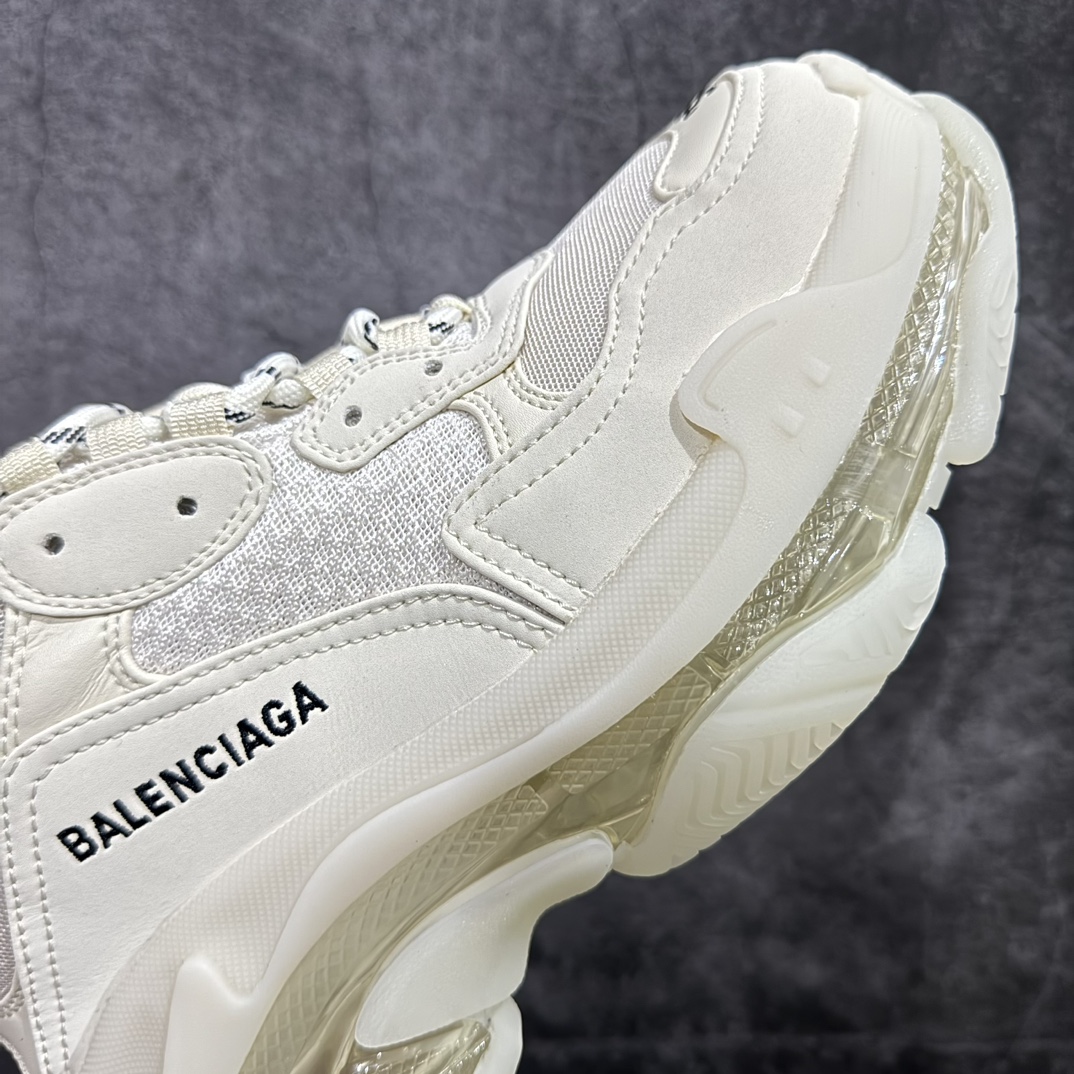 BalenciagaTripleS巴黎世家一代气垫老爹鞋市场知名大厂出品主打巴黎世家全系同配色中细节最优