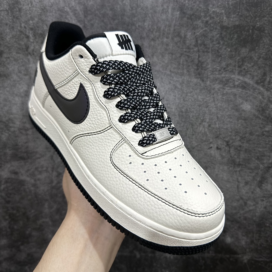 UndefeatedxNikeAirForce1Low夜魔侠空军一号低帮休闲板鞋定制皮料原装定制鞋盒炫彩