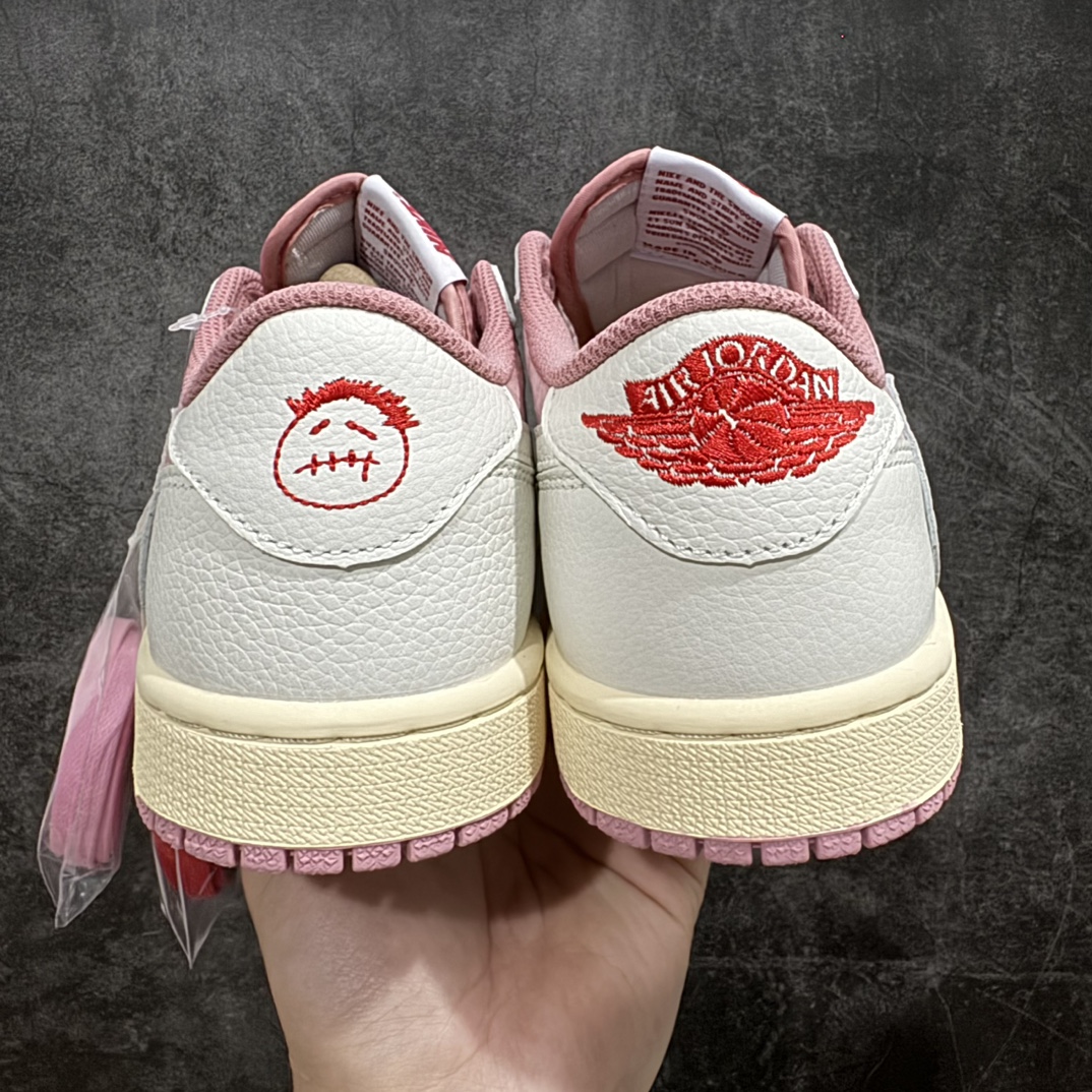 图片[4]-【KZ神版】Travis Scott x Air Jordan AJ1 Low OG SP TS联名白粉倒钩低帮 DM7866-600n全系列配色 外贸特供批次 新配色不断更新开发 市场中端王者 全套原纸板楦头开发 确保原汁原味 完美呈现一代版型 一比一鞋头弧度高度鞋身弧度 此版本只针对中端市场 细节品控鞋型随意秒杀市面同价位 鞋型完美 不臃肿别扭 头层皮料加持 用料绝不含糊 进口玻璃冲刀皮料裁剪零毛边 电脑针车工艺 超高鞋面清洁度 最高QC检验标准 控制溢胶瑕疵 原盒原配 飞翼3D高频深度立体 工艺方面大到整体鞋型 漏斗收腰 底线拉帮 LOGO立体程度 小到针眼排布 载片对称 冲孔效果 鞋标规范 鞋垫背胶等等 无一不是口碑收割 每双都是一个回头客 SIZE：36 36.5 37.5 38 38.5 39 40 40.5 41 42 42.5 43 44 44.5 45 46 47.5 编码：LDS290320-鞋库