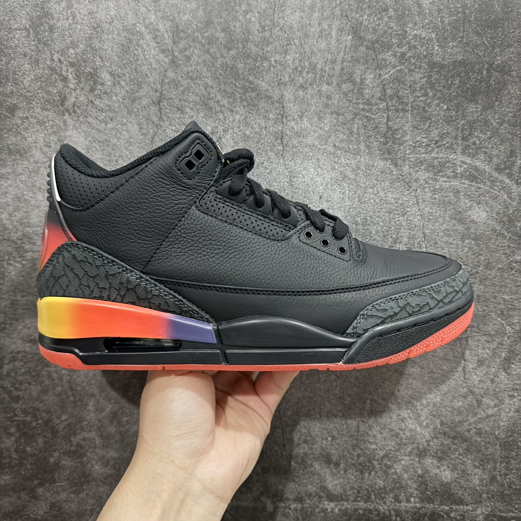 【PK版本】J Balvin x Air Jordan AJ3 联名黑红 彩虹渐变 FN0344-001n圈内最强三代系列 匠心打造 开发时长超过半年 目前可过各类鉴定或无法鉴定 裸鞋随便操作 全套原纸板楦头开发 原厂大底磨具加持立体防滑纹理 原装可视Air Sole气垫 原汁原味最完美的三代版型 唯一正确鞋头趴度弧度高度鞋身腰线 原厂TPU彩虹扎染后跟饰片 正确内里反口里网布 皮料菱角分明不变形无多余毛边 广东原厂zp同批次手工大底描漆拉丝 市场唯一原厂鞋扣模具 原厂织唛标 原厂飞人电绣工艺 尾指中部跳三针 独家绑鞋带手法 印刷中底布 四线拉帮 米色美纹纸贴合固定 进口港宝加持 后跟自然饱满 全鞋荧光划线卡点 追求极致完美 每一双都是工艺品 多重QC质检 超越公司货的品控标准 实实在在的免检产品 SIZE：40.5 41 42 42.5 43 44 44.5 45 45.5 46 47.5  编码：T1460480-鞋库