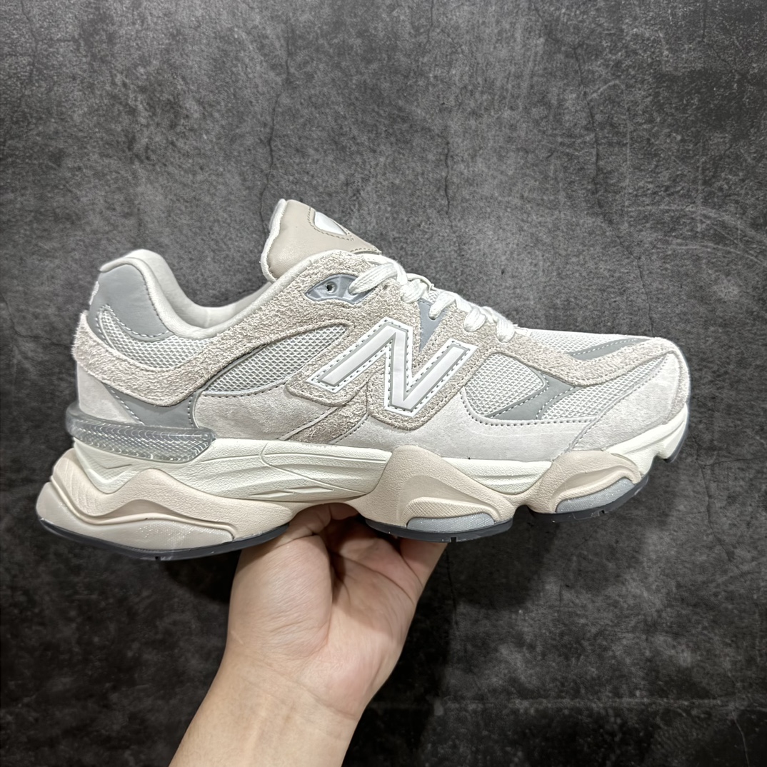 【K版】Joe Freshgoods x New Balance NB9060 联名款 复古休闲运动慢跑鞋 U9060FGNn#鞋款灵感源自设计师本人对夏日的怀日回忆。鞋面大身由空间双格及磨砂鞋面拼接而生，配以柔和、温暖的粉橘色调，夏日氛围拉满n#采用大面积网眼以及麂皮材质覆盖鞋身，还原经典气质。搭载ABZORB避震科技，由泡沫聚酯制成，上脚可以有效减少由鞋底反弹对身体及双腿的冲击力 尺码：36 37 37.5 38 38.5 39 40 40.5 41 42 42.5 43 44 45  编码：HXS300320-鞋库