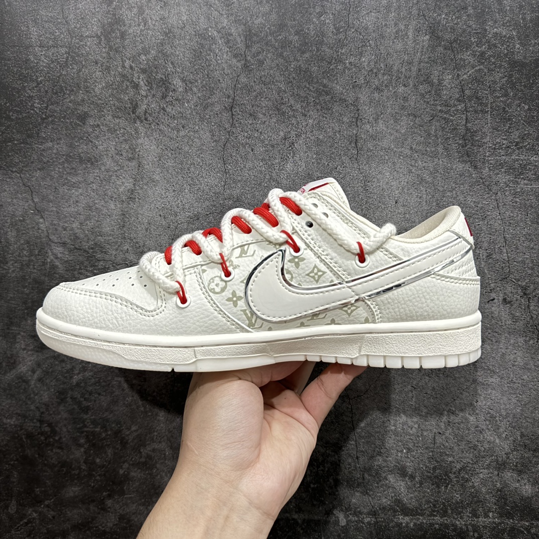 图片[2]-【定制版】Nk SB Dunk Low LV联名-米白白勾三花 周年高端定制 低帮休闲板鞋 SJ2068-242n#定制鞋盒 大厂纯原品质出货 超高清洁度 皮料切割干净无任何毛边 细节完美  尺码：36 36.5 37.5 38 38.5 39 40 40.5 41 42 42.5 43 44 44.5 45  编码：HXS340360-莆田鞋批发中心