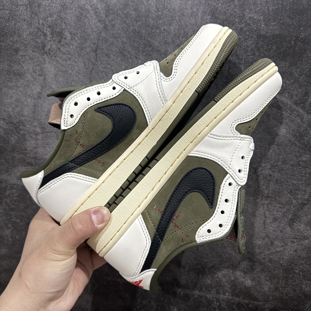 【莞顶LJR版本】Travis Scott x Air Jordan AJ1 Low OG SP TS联名倒钩8.0低帮 白橄榄绿 DM7866-200全新改良批次 圈内最强倒钩系列n高端零售裸鞋圈特供批次 产品品控稳定性领先行业SZ原厂全套原楦原纸板冲刀磨具开发 原厂皮料加持 原厂港宝加持定型后跟R度完美 同源原厂电绣 鬼脸飞翼针数密度立体效果一致 百分百一致原鞋 原厂拉帮工艺 针距密度一致 后跟弧度收口自然不对折 极致一眼正品既视感 进口玻璃冲刀皮料裁剪零毛边 全鞋电脑针车工艺 品控清洁度最高QC检验标准 免检产品 原厂订购鞋盒、鞋标、防尘纸、鞋撑、鞋带 追求极致的原厂味道SIZE：36 36.5 37.5 38 38.5 39 40 40.5 41 42 42.5 43 44 44.5 45 45.5 46 47.5 48.5 编码：LJQ540570-莆田鞋批发中心