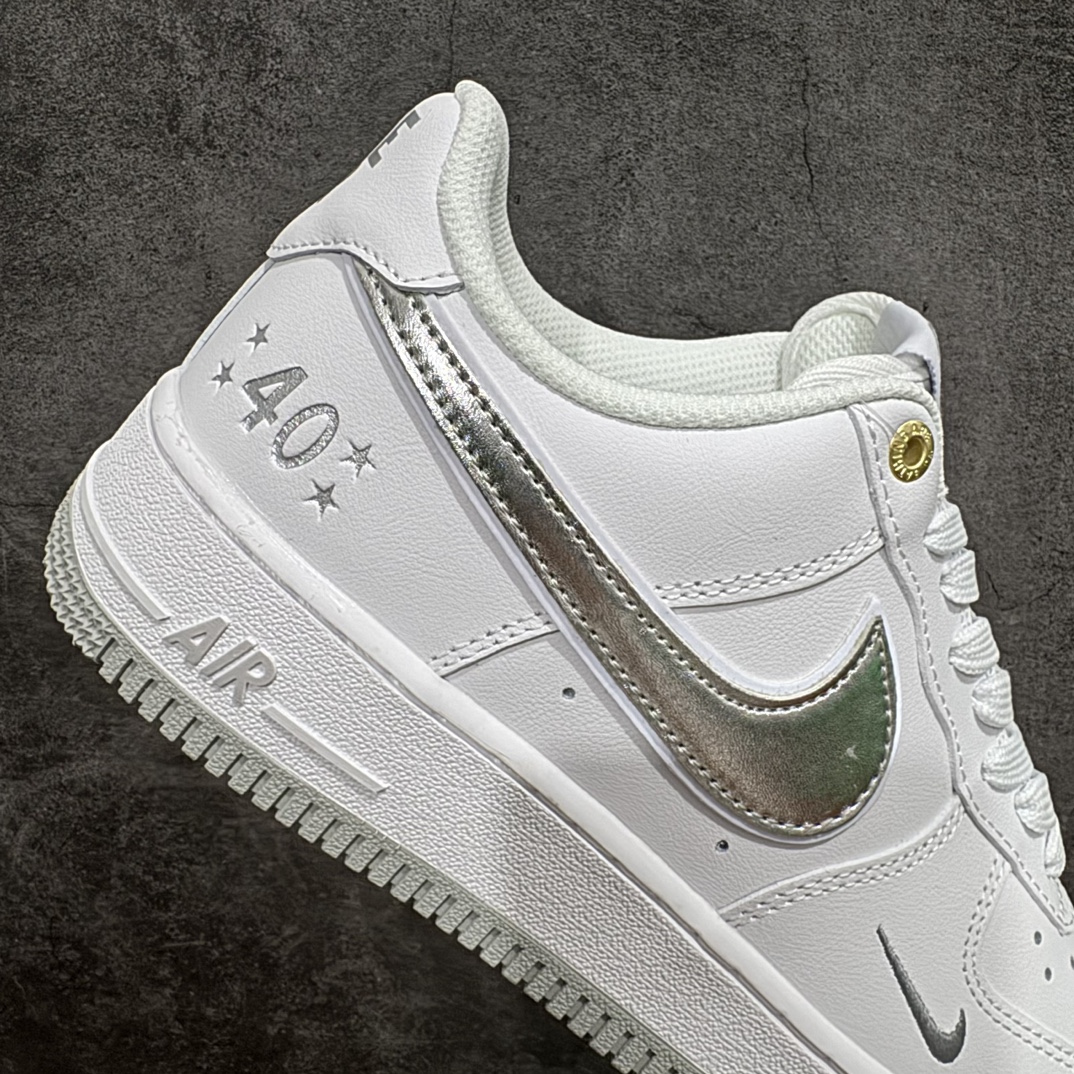 图片[7]-【公司级】海外限量发售Nike Air Force 1 \’07 Low “40周年联名–亮银”空军一号 低帮 运动鞋 休闲鞋 折边针车 工艺难度大 原楦头原纸板 原装鞋盒 定制五金配件 内置全掌气垫 原厂鞋底货号：XP9688-760 Size：36 36.5 37.5 38 38.5 39 40 40.5 41 42 42.5 43 44 44.5 45 编码：HXS250260-鞋库