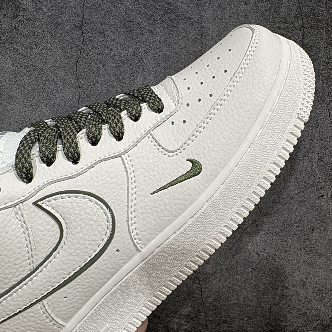 图片[6]-【公司级】Nike Air Force 1 Low \’07 “经典军绿小勾”满天星低帮空军一号休闲板鞋 定制皮料 3M反光 原楦原纸板 纯正版型 清洁度完美 内置全掌气垫货号：MJ0319-022Size：36 36.5 37.5 38 38.5 39 40 40.5 41 42 42.5 43 44 44.5 45 编码：HXS290300-鞋库