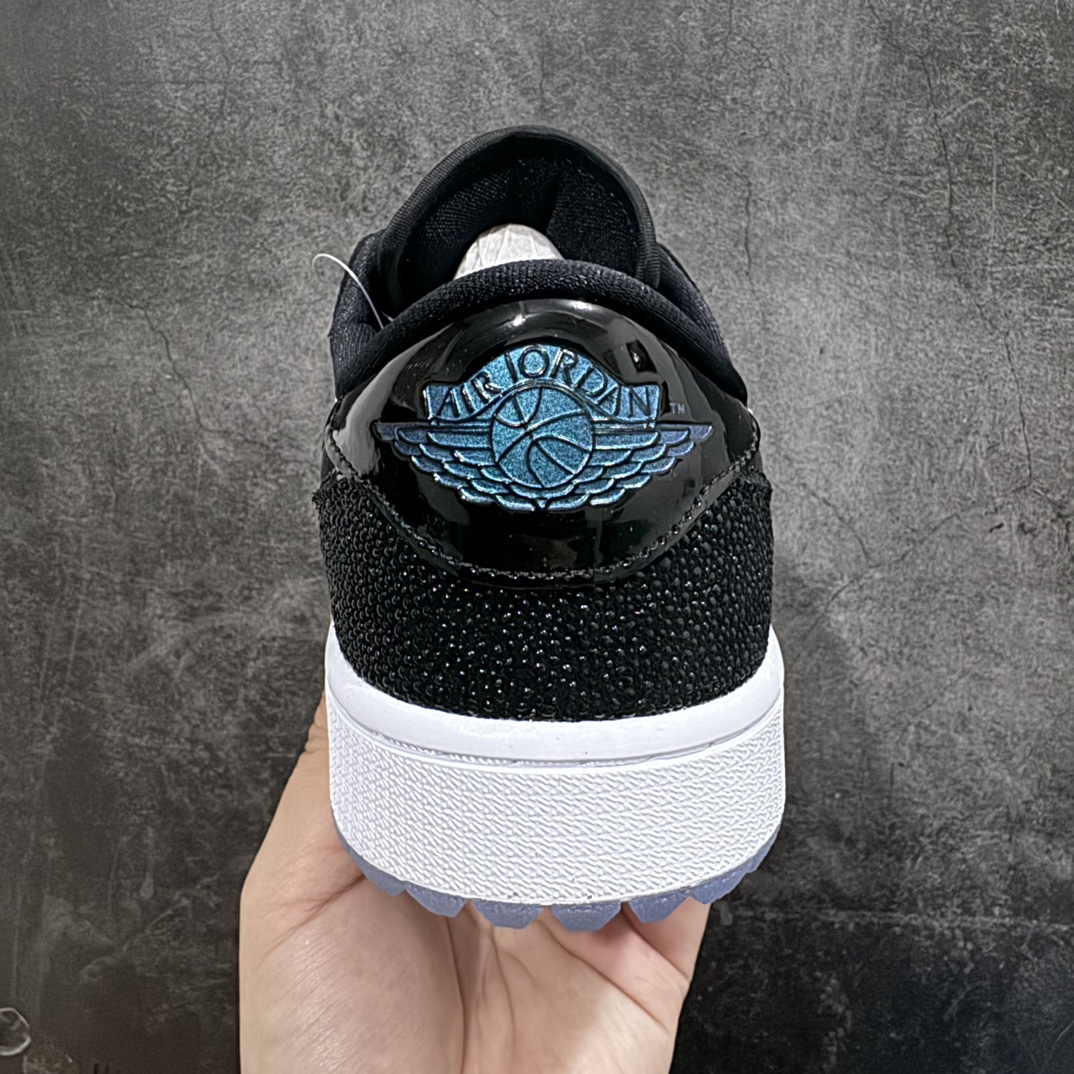 图片[4]-【DT纯原】Air Jordan AJ1 Low Golf 高尔夫 黑白镜面市面唯一纯原级别 完美零毛边处理 原厂内置全掌气垫 价格定位良心 几十个配色陆续出 平台专用代工流水线出品 一眼公司既视感 拿到手的一瞬间就与众不同 碾压市面所有版本 认准细节 全部原鞋开发 每一个配色都会采购原鞋确认细节 打破市面看图做货无好货之说 细节精确 所有配色原数据档案开发！货号：FZ4159-100 尺码：35.5 36 37.5 38 38.5 39 40 40.5 41 42 42.5 43 44 44.5 45 46 编码：DT330340-莆田鞋批发中心