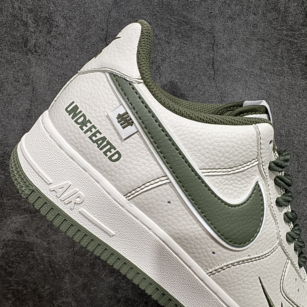 图片[7]-【公司级】高端定制 洛杉矶潮牌店限量发售 Undefeated x Nike Air Force 1 Low 军绿 麻绳 空军一号低帮休闲板鞋 定制皮料 原装定制鞋盒 炫彩反光 细节满满 原楦头原纸板 内置全掌气垫货号：UT2023-202SIZE：36 36.5 37.5 38 38.5 39 40 40.5 41 42 42.5 43 44 44.5 45 编码：HXS310320-鞋库