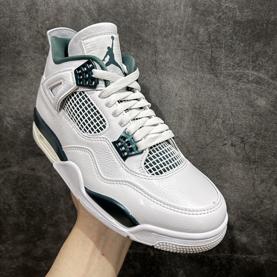 图片[3]-【莞顶LJR版本】Air Jordan AJ4 Retro 氧化白绿 FQ8138-103圈内高端零售标杆 独家外贸特供 耗时半年巨作 全套原纸板楦头开发 原厂特供皮料加持 确保原汁原味 完美呈现四代版型 一比一鞋头弧度高度鞋身弧度 数据细节工艺流程均保持原鞋一致 原厂TPU网格鞋带扣 正确内里网布 菱角分明不变形无多余毛边 柔软性质感一致于原鞋 市场唯一原厂鞋扣模具 背面可见隐藏注塑口 原厂织唛标 原厂飞人电绣工艺 尾指中部跳三针 独家绑鞋带手法 印刷中底布 四线拉帮 米色美纹纸贴合固定 进口港宝加持 后跟自然饱满 全鞋荧光划线卡点 追求极致完美 每一双都是工艺品 多重QC质检 超越公司货的品控标准 实实在在的免检产品  尺码：40.5 41 42 42.5 43 44 44.5 45 45.5 46 47.5 48.5-莆田鞋批发中心