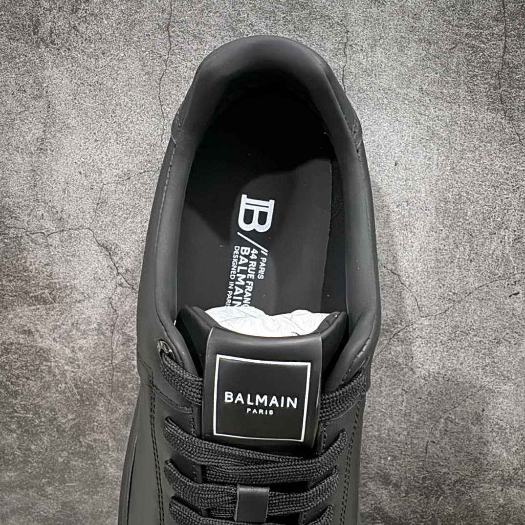 图片[8]-【广东纯原版本】新款系列出货 BALMAiN巴尔曼 B-Court 休闲男款板鞋 官网已经发售 平台力推流量热款 BALMAIN以其大胆而富有远见的廓形而著称 旨在为穿着者赋予力量 这款鞋履采用全身小牛皮鞋面拼接 牛皮内里垫脚 包裹性舒适性能强 鞋舌Balmain标志细节 鞋底独家开发私模 全网第一家出货 鞋后跟立体字母logo细节 鞋底Balmain标志 全套原版一致包装 尺码 38 39 40 41 42 43 44 45 46-选品中心