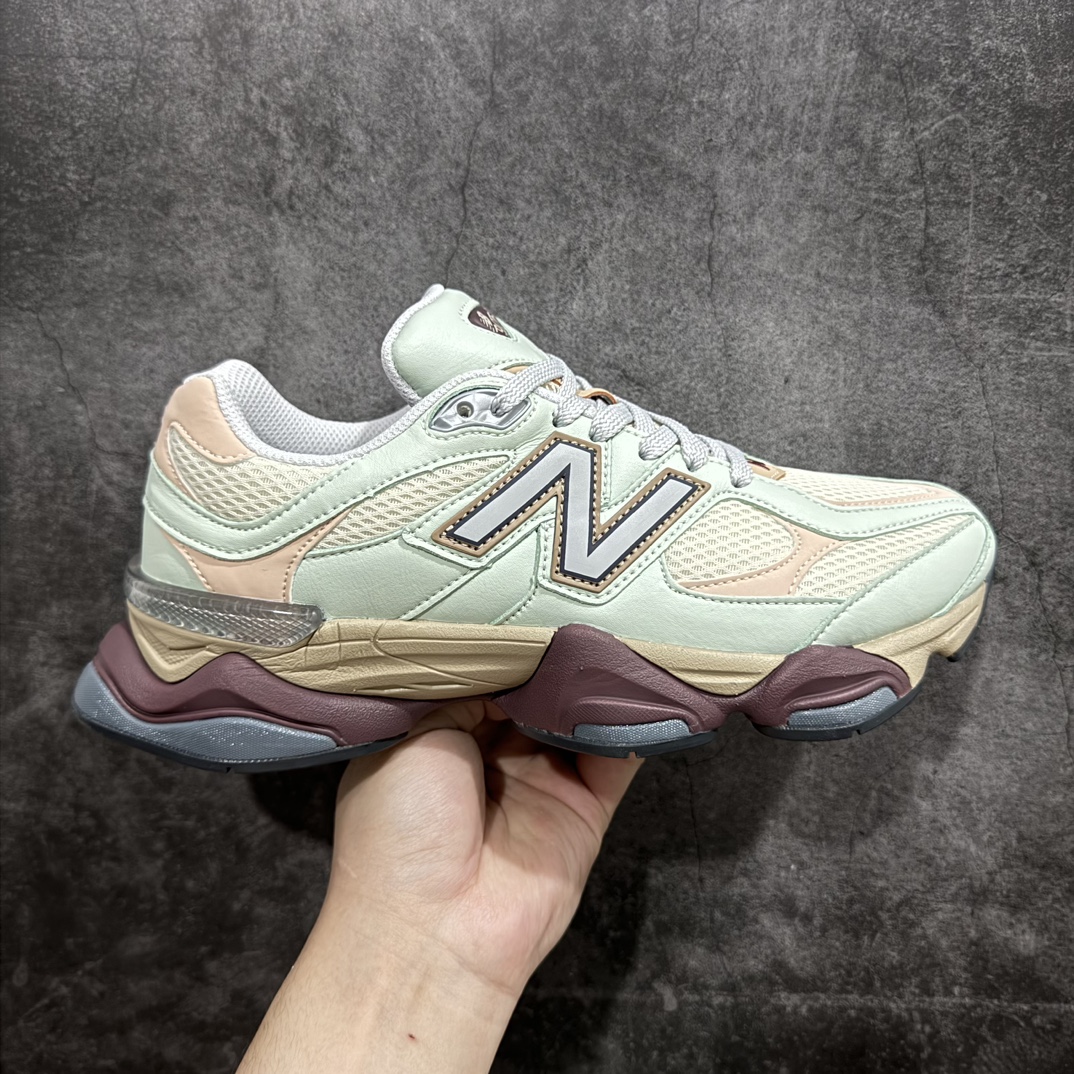 260 【纯原版】 New Balance NB9060 联名款 复古休闲运动慢跑鞋 粉绿色 U9060GCA