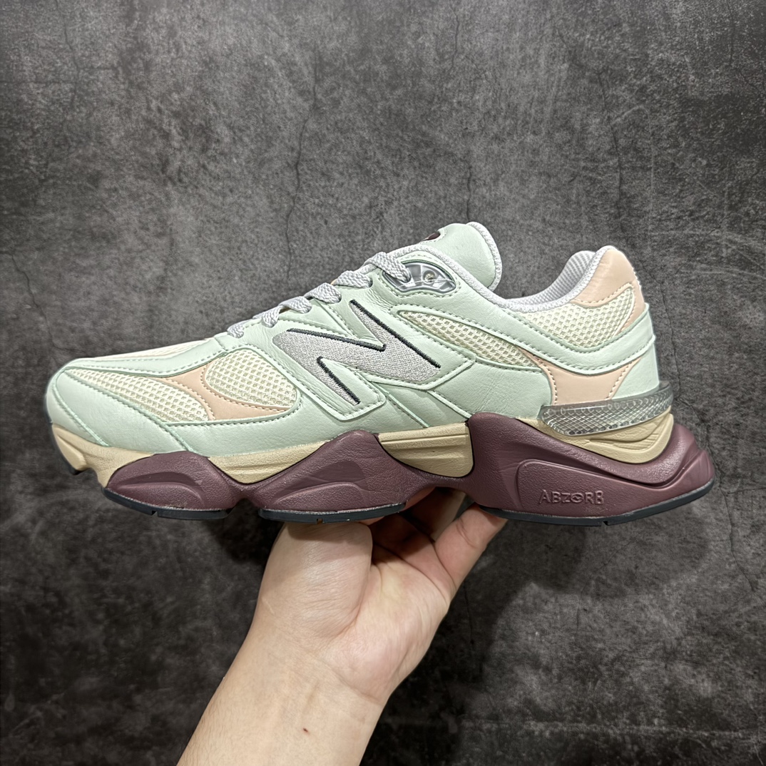 260 【纯原版】 New Balance NB9060 联名款 复古休闲运动慢跑鞋 粉绿色 U9060GCA