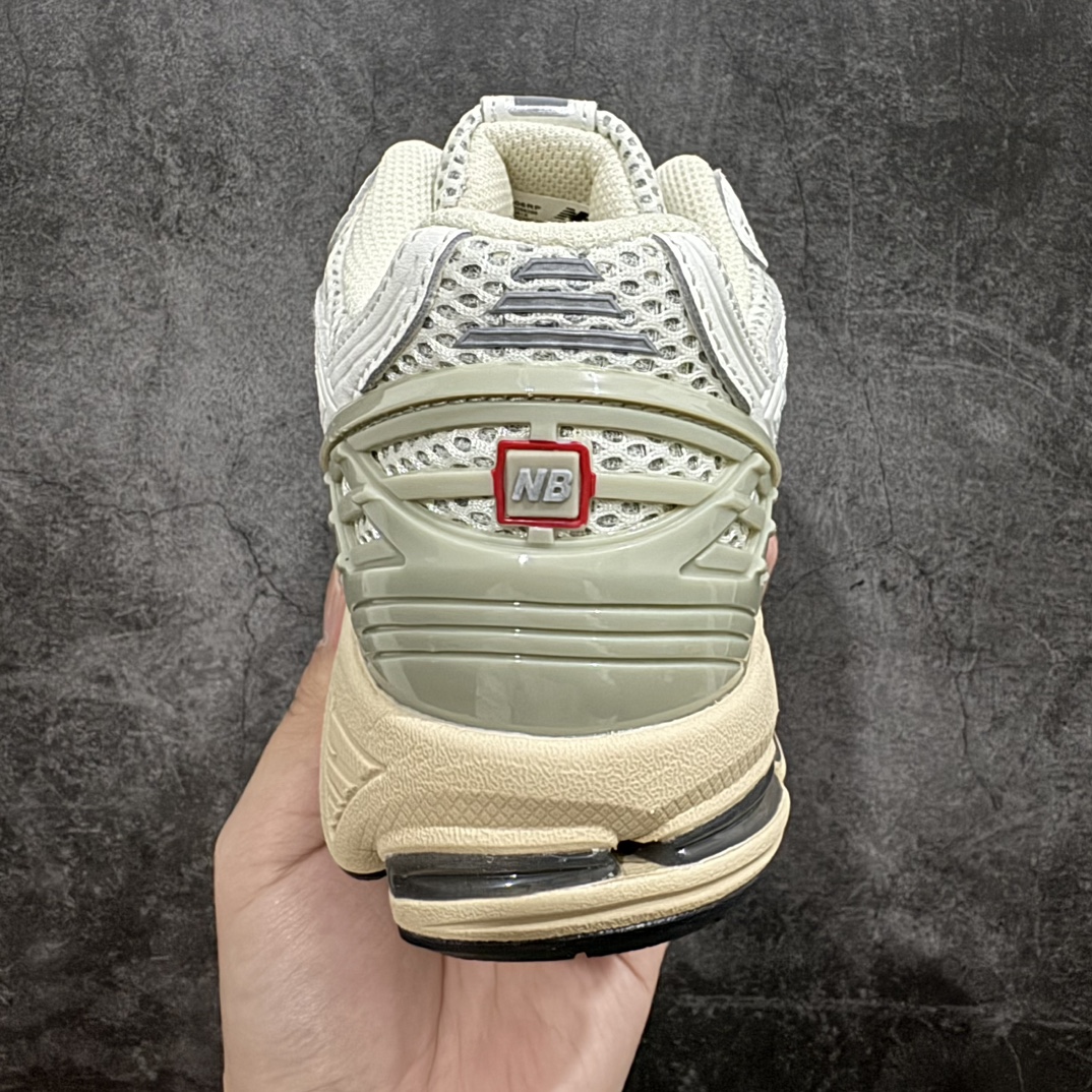 图片[3]-纯原特价 【纯原R版】新百伦NB New Balance M1906RP 灰色 原版本 工厂全系8个配色福利清仓 全套原楦原纸板原厂数据开发 进口三明治网面 原装进口皮料正确绒感卡色 正确中底拉帮中底网布细节 原厂标裁 带紫光防伪 定制后跟透明水晶模块 冲裁组合 大底贴合程度胶水上色把控完美 整洁度挑战全网艺术家 多道序QC把关品质完善 匠心打造 耗时两个月开发完成 工艺极其复杂难度可想而知 新开独立私模大底 全网唯一正确六层组合大底 高端零售专供产物 尺码：36 36.5 37 37.5 38 38.5 39.5 40 40.5 41.5 42 42.5 43 44 45-选品中心