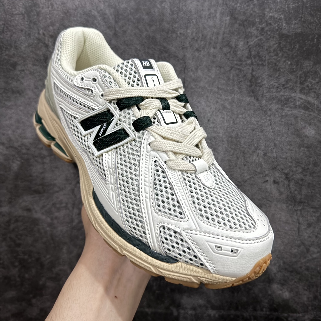 图片[3]-纯原特价 【纯原R版】新百伦NB New Balance M1906RQ 复古绿 原版本 工厂全系8个配色福利清仓 全套原楦原纸板原厂数据开发 进口三明治网面 原装进口皮料正确绒感卡色 正确中底拉帮中底网布细节 原厂标裁 带紫光防伪 定制后跟透明水晶模块 冲裁组合 大底贴合程度胶水上色把控完美 整洁度挑战全网艺术家 多道序QC把关品质完善 匠心打造 耗时两个月开发完成 工艺极其复杂难度可想而知 新开独立私模大底 全网唯一正确六层组合大底 高端零售专供产物 尺码：36 36.5 37 37.5 38 38.5 39.5 40 40.5 41.5 42 42.5 43 44 45-选品中心