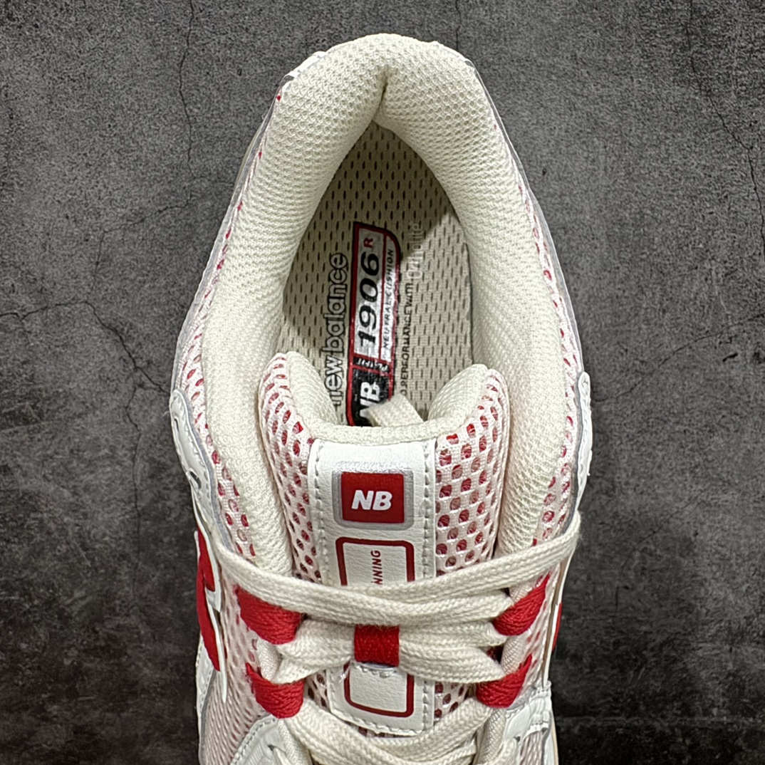 图片[8]-纯原特价 【纯原R版】新百伦NB New Balance M1906RO 白红 原版本 工厂全系8个配色福利清仓 全套原楦原纸板原厂数据开发 进口三明治网面 原装进口皮料正确绒感卡色 正确中底拉帮中底网布细节 原厂标裁 带紫光防伪 定制后跟透明水晶模块 冲裁组合 大底贴合程度胶水上色把控完美 整洁度挑战全网艺术家 多道序QC把关品质完善 匠心打造 耗时两个月开发完成 工艺极其复杂难度可想而知 新开独立私模大底 全网唯一正确六层组合大底 高端零售专供产物 尺码：36 36.5 37 37.5 38 38.5 39.5 40 40.5 41.5 42 42.5 43 44 45-选品中心