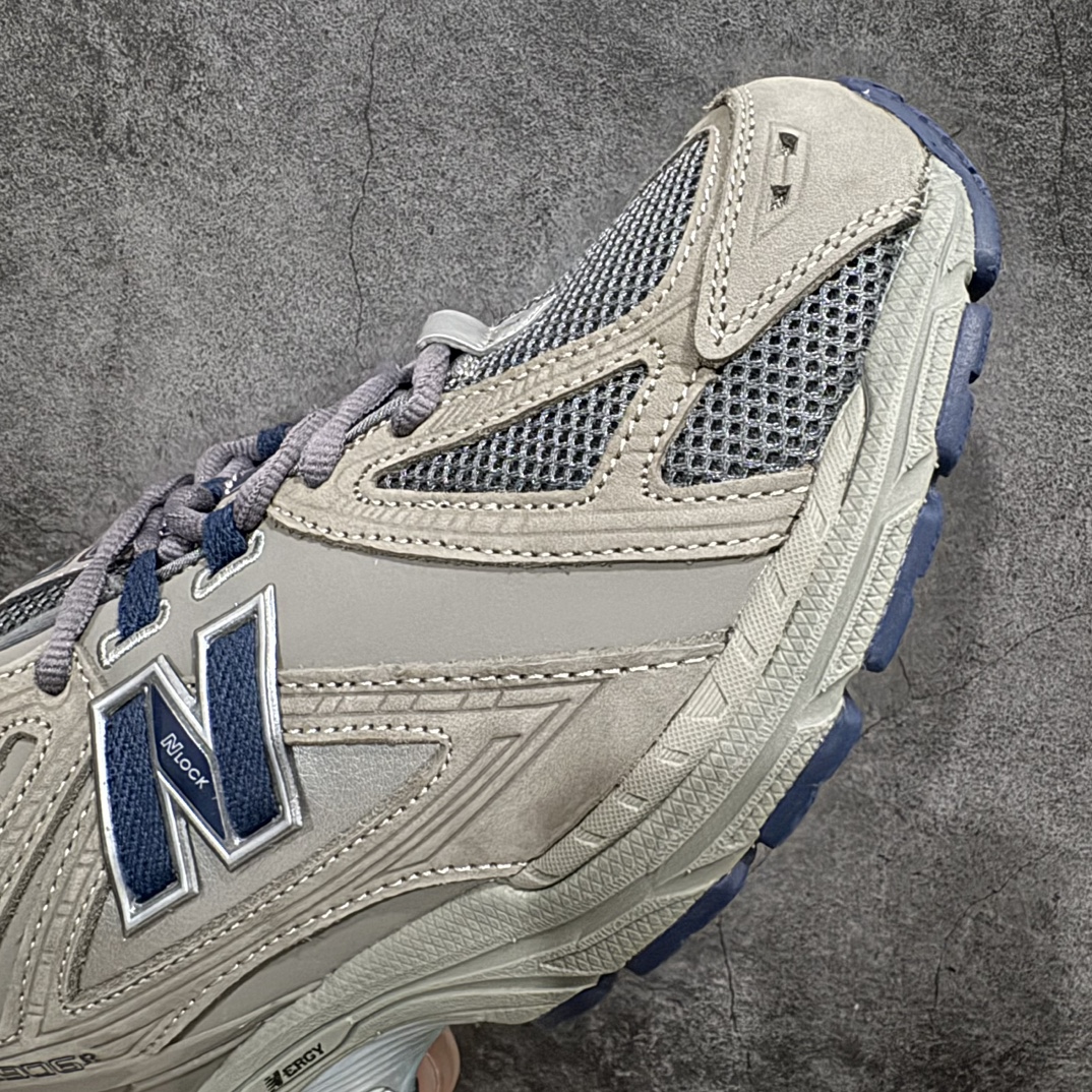 图片[6]-纯原特价 【纯原R版】新百伦NB New Balance M1906RB 灰色 原版本 工厂全系8个配色福利清仓 全套原楦原纸板原厂数据开发 进口三明治网面 原装进口皮料正确绒感卡色 正确中底拉帮中底网布细节 原厂标裁 带紫光防伪 定制后跟透明水晶模块 冲裁组合 大底贴合程度胶水上色把控完美 整洁度挑战全网艺术家 多道序QC把关品质完善 匠心打造 耗时两个月开发完成 工艺极其复杂难度可想而知 新开独立私模大底 全网唯一正确六层组合大底 高端零售专供产物 尺码：36 36.5 37 37.5 38 38.5 39.5 40 40.5 41.5 42 42.5 43 44 45-选品中心
