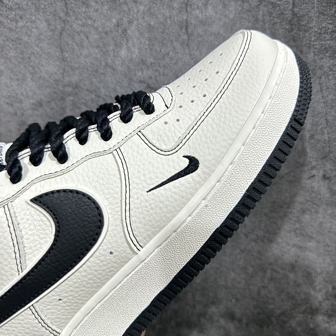 图片[6]-【公司级】高端定制 洛杉矶潮牌店限量发售 Undefeated x Nike Air Force 1 Low米黑 麻绳 空军一号低帮休闲板鞋 定制皮料 原装定制鞋盒 炫彩反光 细节满满 原楦头原纸板 内置全掌气垫货号：UT2023-201SIZE：36 36.5 37.5 38 38.5 39 40 40.5 41 42 42.5 43 44 44.5 45 编码：HXS310320-莆田鞋批发中心