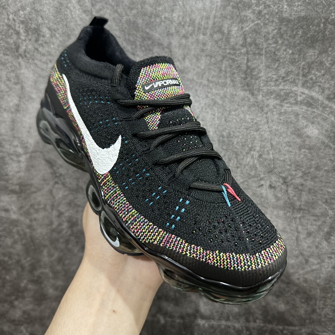 图片[3]-【纯原YH版】2023款 Nike Air VaporMax  Flyknit 耐磨 黑彩虹低帮跑步鞋 货号:DV1678-008nNike气垫慢跑鞋，极致用心独立开发‼️氮气充压原底气垫，进口针车机台 一针一线校准公司，完美还原度 ‼️原厂高频字体，鞋垫上印有耐克的风车标志，全长VaporMax鞋底单元两侧和外侧前脚掌上的Swoosh 标志完善了设计，区别市面印刷版字体，鞋型完美无解，随意乱 区别市面真标 欢迎对比. 尺码：35.5 36 36.5 37.5 38 38.5 39 40 40.5 41 42 42.5 43 44 44.5 45 46 47.5 编码：DF310330-鞋库