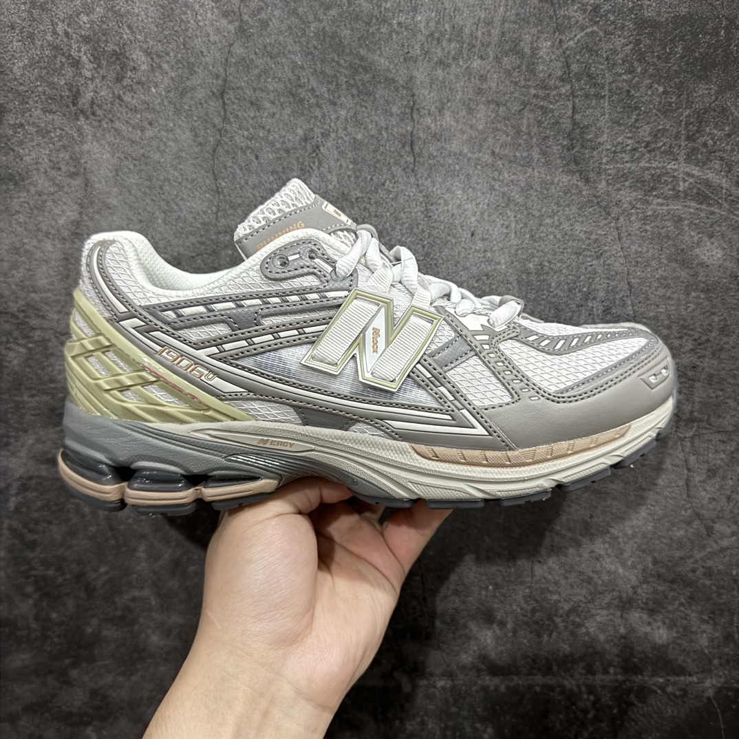 【K版】New Balance 1906系列复古老爹风休闲运动慢跑鞋 M1906NBn#采用轻质牛剖革拼接透气网眼衬垫织物鞋面材质 T-Beam大底提供足步弓支撑，保持步态稳定 后跟搭载外露缓震胶 尺码：36 37 37.5 38 38.5 39 40 40.5 41 42 42.5 43 44 45  编码：HXS290310-鞋库