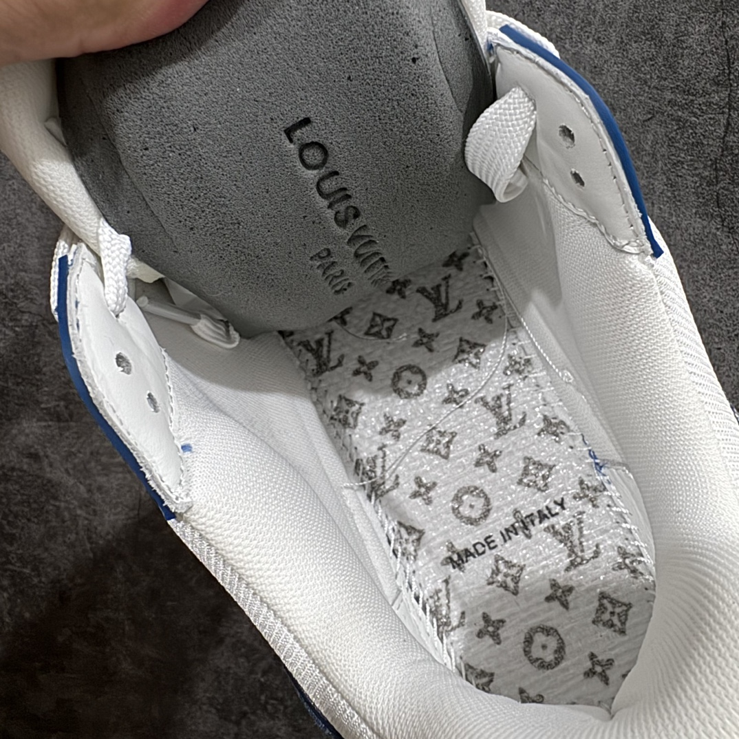 图片[8]-【佛山顶级超A版】Louis Vuitton LV Trainer 系列本地仓库现货 当天可自取n私人订单 专柜混卖零售专供n所有配色均为购买原版复刻n整体版型 皮料 市场独一无二后跟版型都可以自行对比[机智]吊打市场所有货n怒甩十条街，欢迎拿市场各大工厂的货来对比！n鞋舌烫金超正 压印程度秒杀市面90%以上的高端货n新配色陆续开发出货  尺码：35-45   编码：T1520550-鞋库