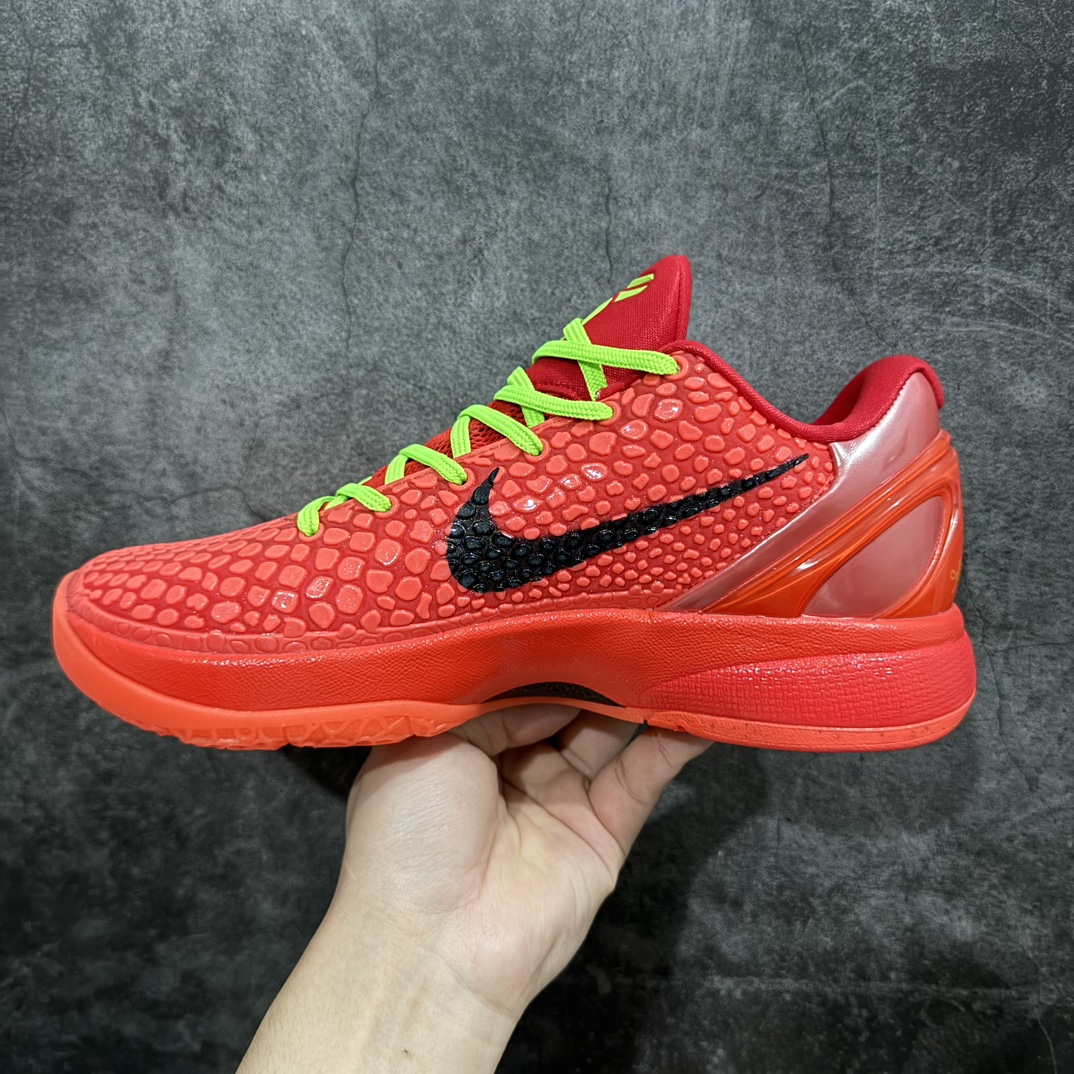 图片[2]-【小绿x版】NK Zoom Kobe 6 科比六代签名实战篮球鞋 黑红 FV4921-600n欧美外贸平台特供版完美实战无压力 售后售前保到底n全网唯一开发至49.5 50.5码主攻中端市场 全套原纸板楦头开发确保原汁原味 完美呈现版型 一比一鞋头弧度高度鞋身弧度细节品控鞋型完美 原厂TPU网格鞋带扣 正确内里网布 前后气垫加持 信仰绝不减配 全鞋身材料卡色独家定制 SWOOSH 蛇鳞 正确珠光效果（内嵌珍珠粉）独家前掌Zoom Turbo 后掌马蹄Zoom缓震 内置全真动态飞线 独家复刻U型缓震垫带独立钢印 十年情怀 这里完美落地 一个月独家售后 为实战保驾护航  尺码：39 40 40.5 41 42 42.5 43 44 44.5 45 45.5 46 47.5 48.5 49.5 50.5 编码：T1320340-鞋库