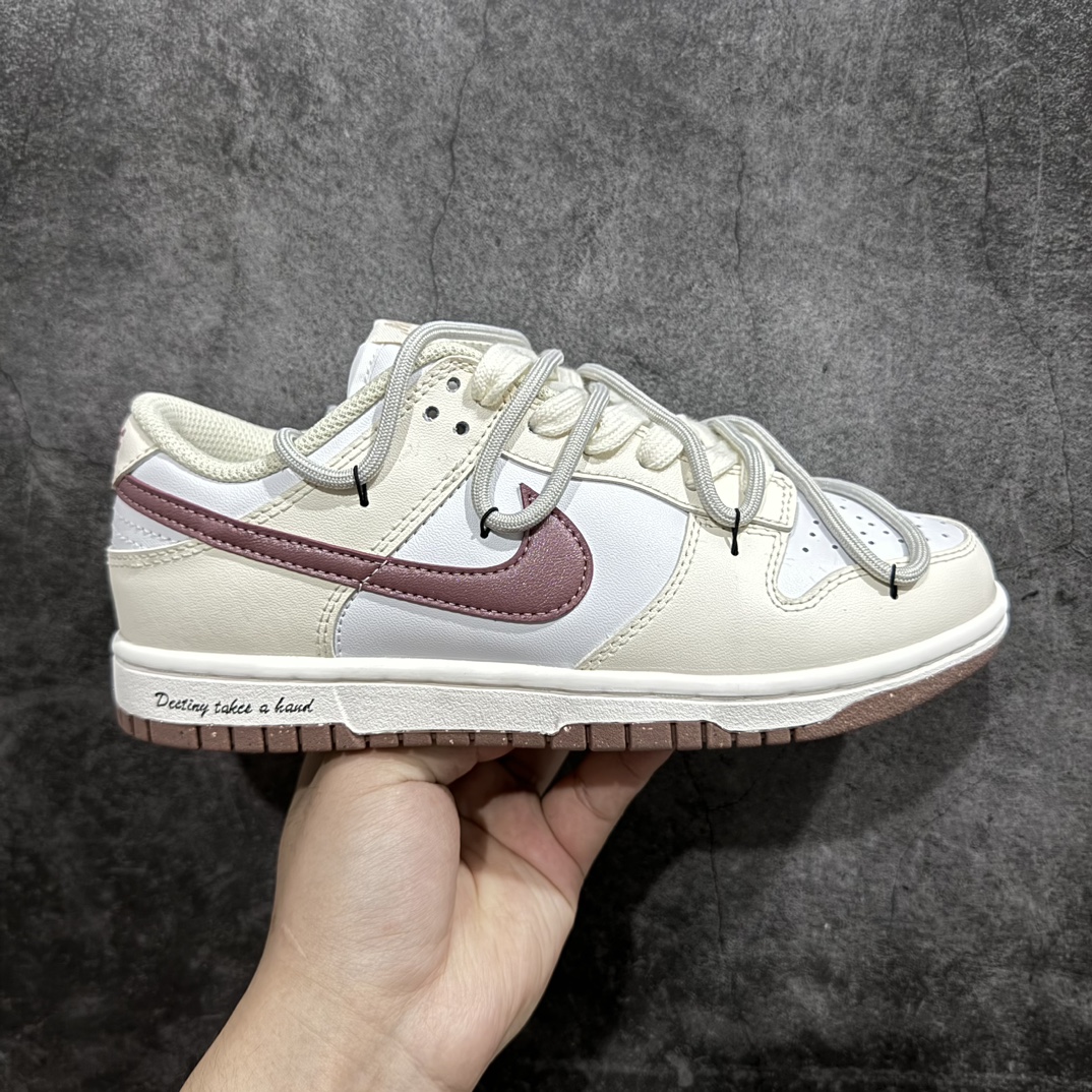 【YC纯原版】NK Dunk Low 生打椰椰 DD1873-103定制系列天花板 无原鞋不开发 全系列得物原鞋一比一校对开发 配色持续更新中 终端对接 优势输出 全套原厂楦头原纸板数据档案倾力打造 原汁原味莞产 极致还原 圈内最强针车工艺 高端零售指定版 广东原厂配套原盒原标 鞋盒分三个尺码段 原厂冲刀 超高清洁度 全鞋零毛边皮料切割 采用原厂百宏鞋带以及原厂百宏织唛舌标 内标可供原厂几率过验 进口原装条纹中底布 四线拉帮白色点胶 原厂拉帮手法遵循公司 原厂电绣 极致还原SIZE：35.5 36 36.5 37.5 38 38.5 39 40 40.5 41 42 42.5 43 44 44.5 45 46 47.5 编码：DS280310-莆田鞋批发中心