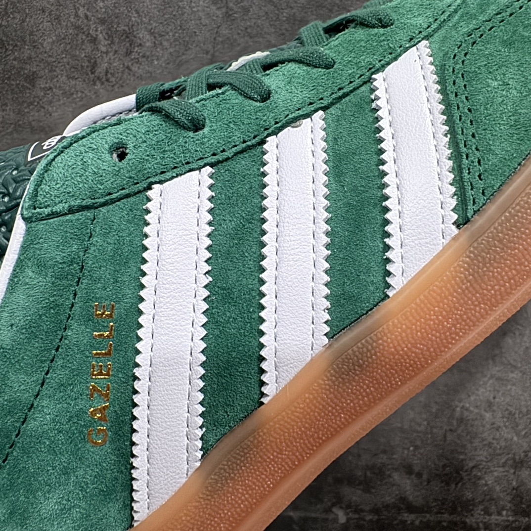 图片[4]-【纯原M版】Adidas Originals Gazelle Indoor  防滑低帮T头德训鞋 GZ复古系列 绿白 IG1596n知名纯原工厂 💪🏻n正确猪八材料 毛绒感质感都特别强 非普通版本n市场顶级版本完美还原zp细节，注意区别市场任何版本，完全不是一路货色‼️n全鞋原材料打造，无任何色差，正确鞋型，后跟港宝材料定型，正确微透生胶大底，反口内里头层细腻小牛皮，纸板中底 鞋垫背胶，侧面正确烫金压印字母，所有细节完美还原‼️ 尺码：36 36.5 37 38 38.5 39 40 40.5 41 42 42.5 43 44 44.5 45 46 编码：JY270290-鞋库