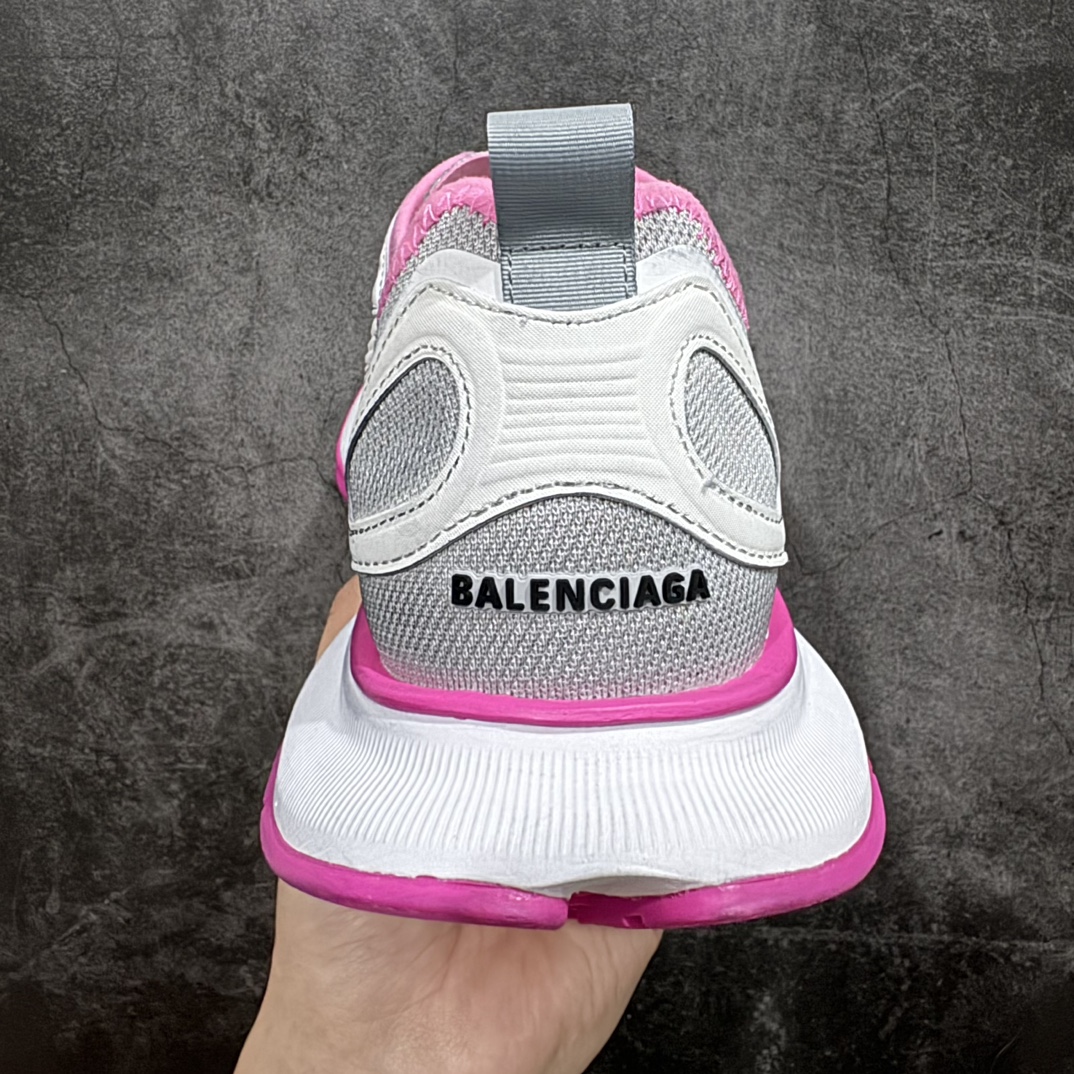 图片[4]-【OK纯原版本】巴黎世家BALENCIAGA Circuit Sneakers 环道系列低帮复古阔型底姥爹风潮流百搭休闲慢跑鞋 灰粉银色nn男女鞋 配件防尘袋及附送鞋带n原档案原楦数据开发。n采用轻量透气网织布组合纤维革鞋面材质n内嵌加厚EVA环型鞋垫全新开发3层私模,搭载轻量发泡EVA缓震中底,组合防滑橡胶大底❗ 尺码：35-46 编码：DF400430-莆田鞋批发中心