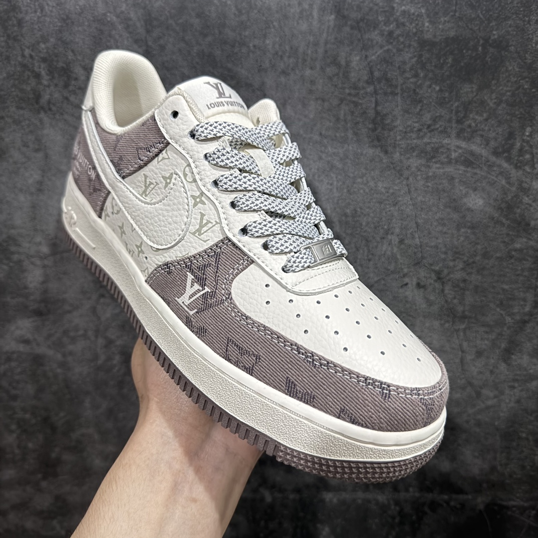 图片[3]-【公司级】海外限量发售NIke Air Force 1 \’07 Low “LV联名–荧光灰牛仔”空军一号 中帮 运动鞋 休闲鞋 折边针车 工艺难度大 原楦头原纸板 原装鞋盒 定制五金配件 内置全掌气垫 原厂鞋底货号:DH7566-200 Size：36 36.5 37.5 38 38.5 39 40 40.5 41 42 42.5 43 44 44.5 45 编码：HXS250260-莆田鞋批发中心