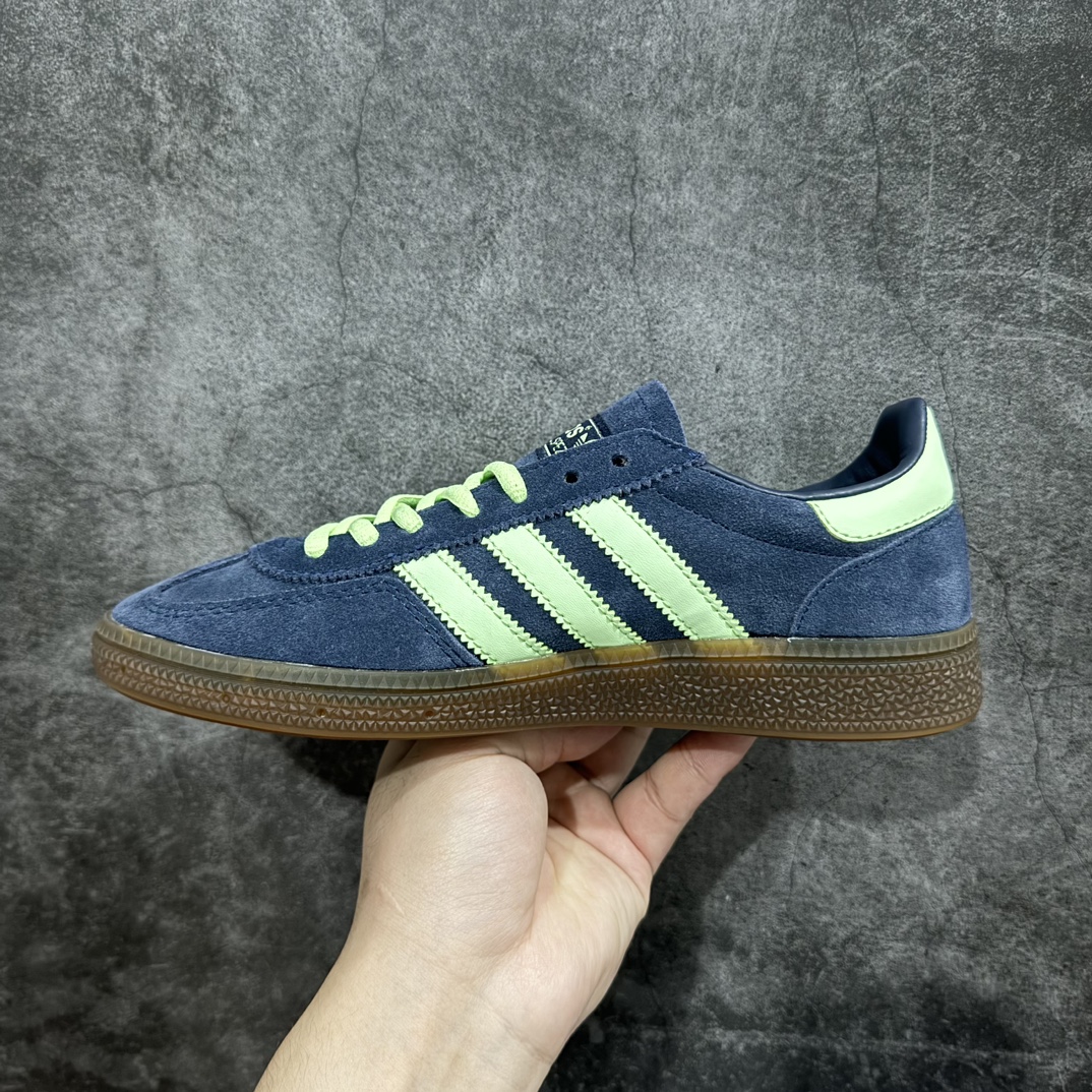 图片[2]-【神版】Adidas Handball Spezial  阿迪达斯经典款反毛皮复古休闲板鞋 蓝生胶IH7497n原厂原档案开发出品 皮料切割干净无任何毛边鞋型细节完美 超高清洁度 市场最高版本  尺码：35.5 36 36.5 37 38 38.5 39 40 40.5 41 42 42.5 43 44 44.5 45 编码：DZ230250-鞋库